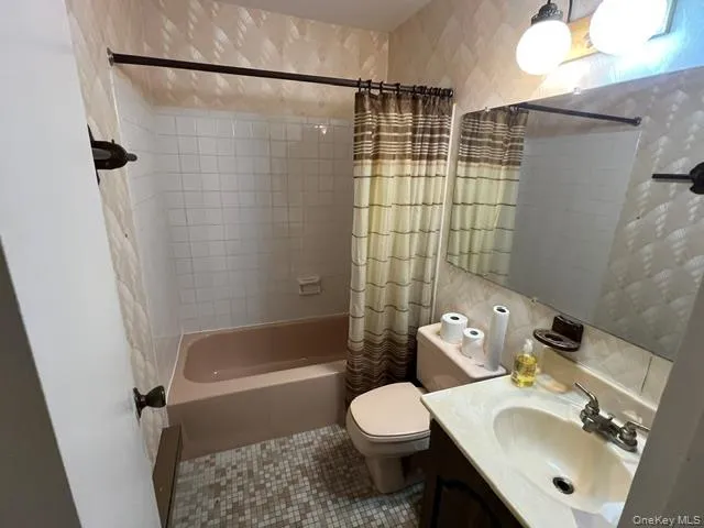 117 Harbor, Babylon, NY, 2 Bedrooms Bedrooms, 5 Rooms Rooms,2 BathroomsBathrooms,Residential,For Rent,Harbor,0,1032170 117 Harbor, Babylon, NY, 2 Bedrooms Bedrooms, 5 Rooms Rooms,2 BathroomsBathrooms,Residential,For Rent,Harbor,0,1032170