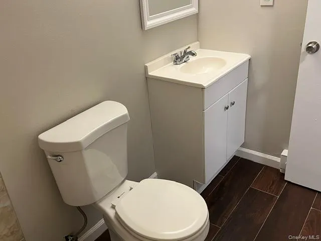 7 Koren Lane, Brookhaven, NY, 4 Bedrooms Bedrooms, 7 Rooms Rooms,1 BathroomBathrooms,Residential Lease,For Rent,Koren,0,1032171 7 Koren Lane, Brookhaven, NY, 4 Bedrooms Bedrooms, 7 Rooms Rooms,1 BathroomBathrooms,Residential Lease,For Rent,Koren,0,1032171