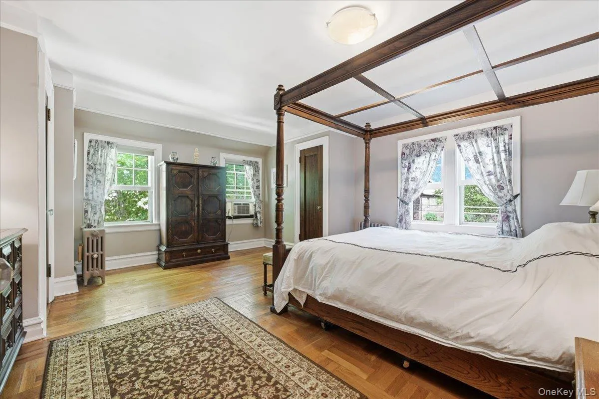 159-02 28th Avenue, New York, NY, 4 Bedrooms Bedrooms, 11 Rooms Rooms,2 BathroomsBathrooms,Residential,For Rent,28th,0,1032178 159-02 28th Avenue, New York, NY, 4 Bedrooms Bedrooms, 11 Rooms Rooms,2 BathroomsBathrooms,Residential,For Rent,28th,0,1032178