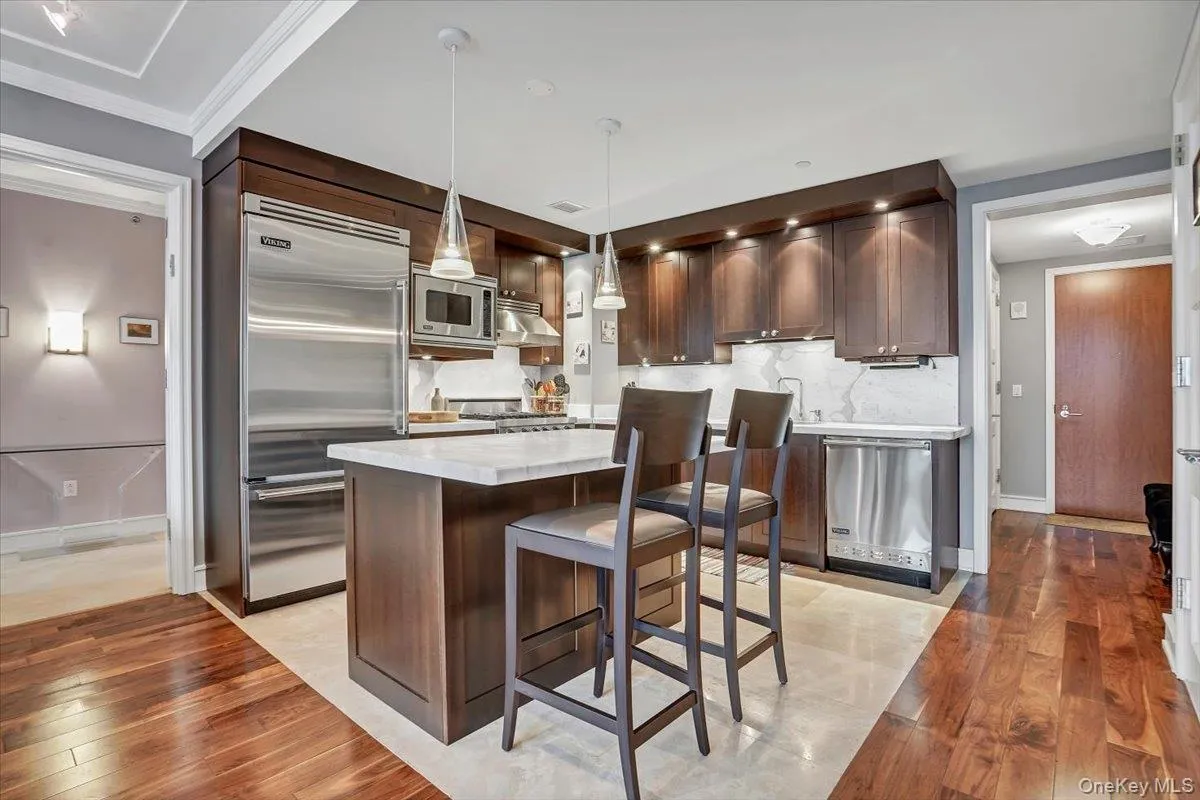 1 Renaissance Square, White Plains, NY, 2 Bedrooms Bedrooms, 4 Rooms Rooms,2 BathroomsBathrooms,Residential Lease,For Rent,Renaissance,0,1032180 1 Renaissance Square, White Plains, NY, 2 Bedrooms Bedrooms, 4 Rooms Rooms,2 BathroomsBathrooms,Residential Lease,For Rent,Renaissance,0,1032180