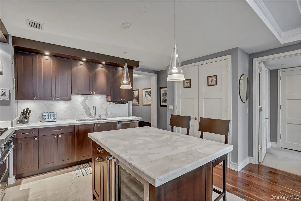 1 Renaissance Square, White Plains, NY, 2 Bedrooms Bedrooms, 4 Rooms Rooms,2 BathroomsBathrooms,Residential Lease,For Rent,Renaissance,0,1032180 1 Renaissance Square, White Plains, NY, 2 Bedrooms Bedrooms, 4 Rooms Rooms,2 BathroomsBathrooms,Residential Lease,For Rent,Renaissance,0,1032180