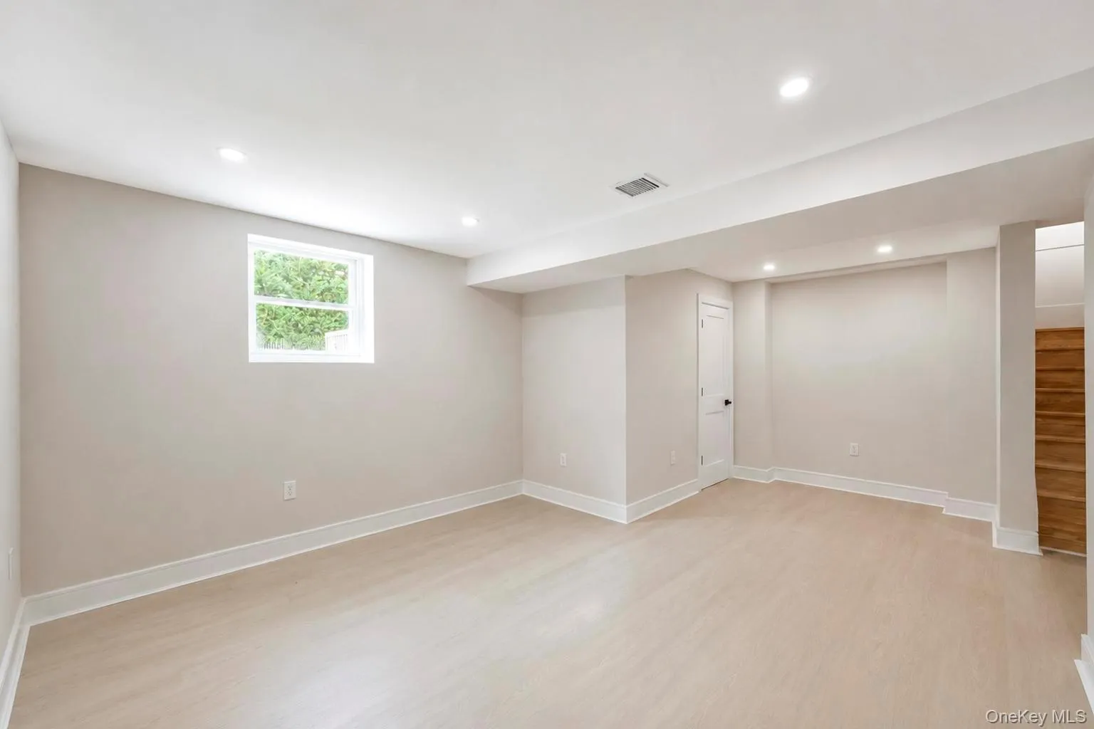 949 Midway, Hempstead, NY, 6 Bedrooms Bedrooms, 11 Rooms Rooms,4 BathroomsBathrooms,Residential,For Rent,Midway,0,1032182 949 Midway, Hempstead, NY, 6 Bedrooms Bedrooms, 11 Rooms Rooms,4 BathroomsBathrooms,Residential,For Rent,Midway,0,1032182