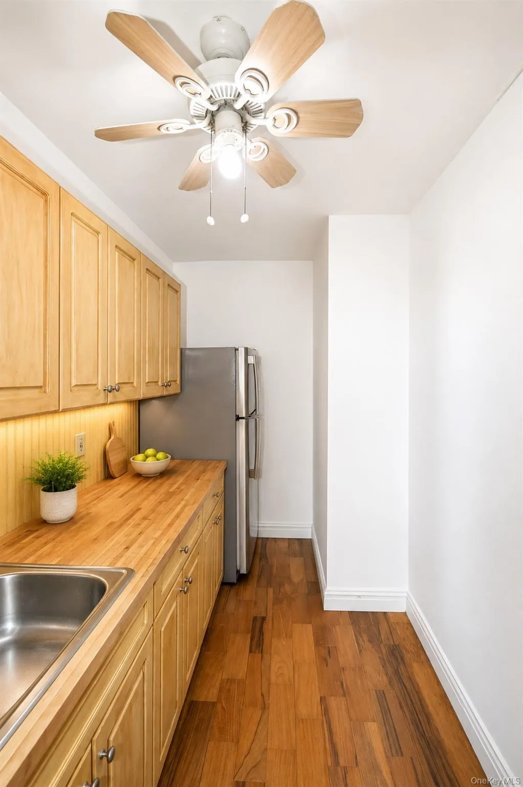 770 Bronx River Road, Yonkers, NY, 1 Bedroom Bedrooms, 3 Rooms Rooms,1 BathroomBathrooms,Residential,For Rent,Bronx River,0,1032184 770 Bronx River Road, Yonkers, NY, 1 Bedroom Bedrooms, 3 Rooms Rooms,1 BathroomBathrooms,Residential,For Rent,Bronx River,0,1032184