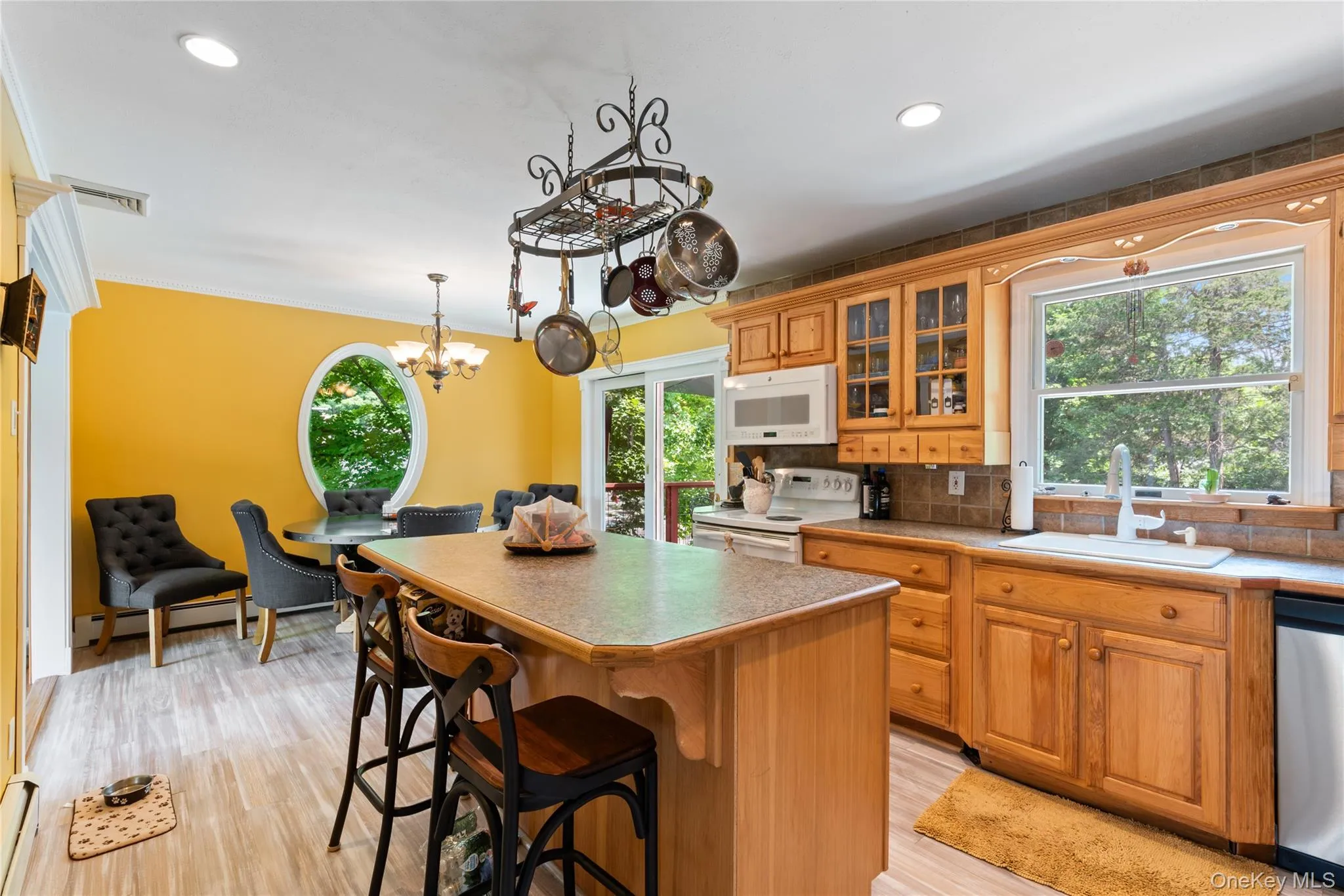 5 Colette Drive, Poughkeepsie (town), NY, 3 Bedrooms Bedrooms, 7 Rooms Rooms,2 BathroomsBathrooms,Residential,For Rent,Colette,0,1032188 5 Colette Drive, Poughkeepsie (town), NY, 3 Bedrooms Bedrooms, 7 Rooms Rooms,2 BathroomsBathrooms,Residential,For Rent,Colette,0,1032188