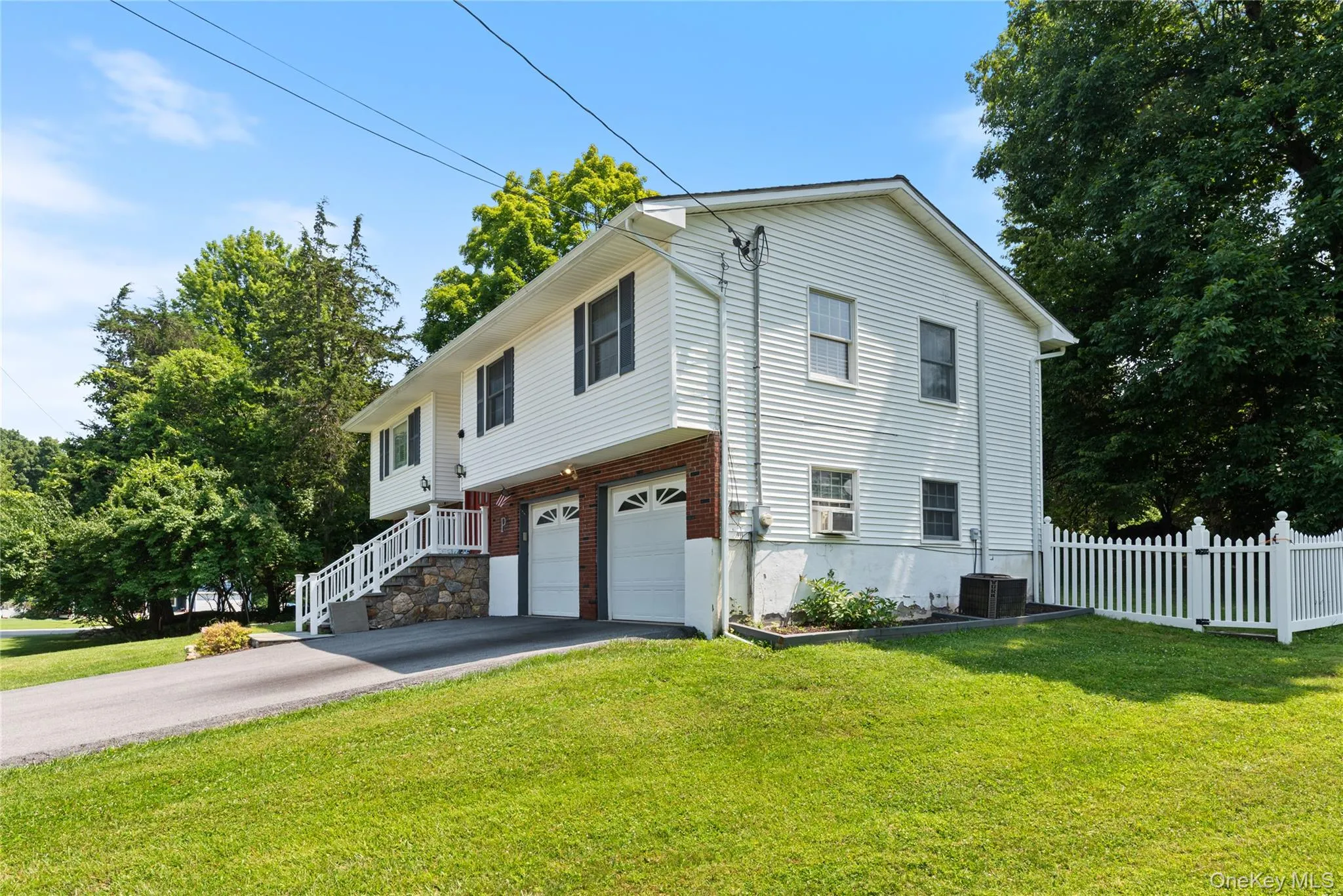 5 Colette Drive, Poughkeepsie (town), NY, 3 Bedrooms Bedrooms, 7 Rooms Rooms,2 BathroomsBathrooms,Residential,For Rent,Colette,0,1032188 5 Colette Drive, Poughkeepsie (town), NY, 3 Bedrooms Bedrooms, 7 Rooms Rooms,2 BathroomsBathrooms,Residential,For Rent,Colette,0,1032188