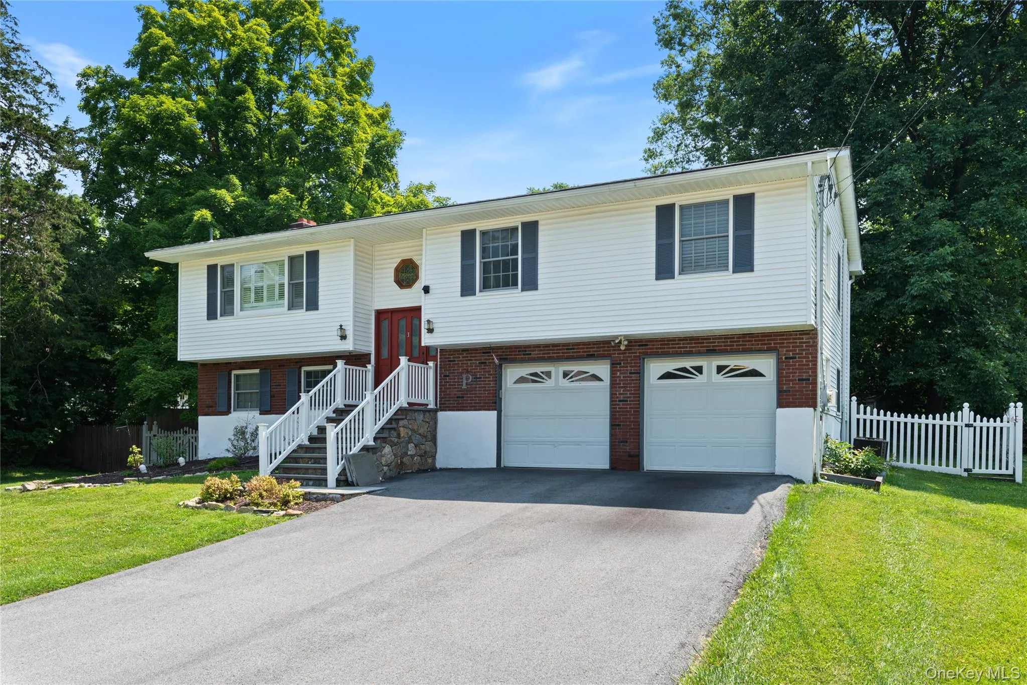 5 Colette Drive, Poughkeepsie (town), NY, 3 Bedrooms Bedrooms, 7 Rooms Rooms,2 BathroomsBathrooms,Residential,For Rent,Colette,0,1032188 5 Colette Drive, Poughkeepsie (town), NY, 3 Bedrooms Bedrooms, 7 Rooms Rooms,2 BathroomsBathrooms,Residential,For Rent,Colette,0,1032188