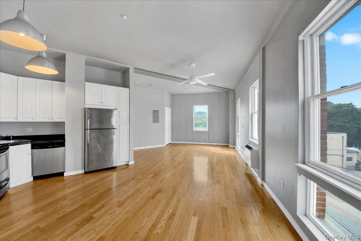 135 Main Street, Ossining, NY, 1 Bedroom Bedrooms, 3 Rooms Rooms,1 BathroomBathrooms,Residential,For Rent,Main,0,1032192 135 Main Street, Ossining, NY, 1 Bedroom Bedrooms, 3 Rooms Rooms,1 BathroomBathrooms,Residential,For Rent,Main,0,1032192
