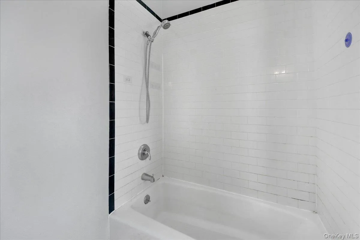 135 Main Street, Ossining, NY, 1 Bedroom Bedrooms, 3 Rooms Rooms,1 BathroomBathrooms,Residential,For Rent,Main,0,1032192 135 Main Street, Ossining, NY, 1 Bedroom Bedrooms, 3 Rooms Rooms,1 BathroomBathrooms,Residential,For Rent,Main,0,1032192