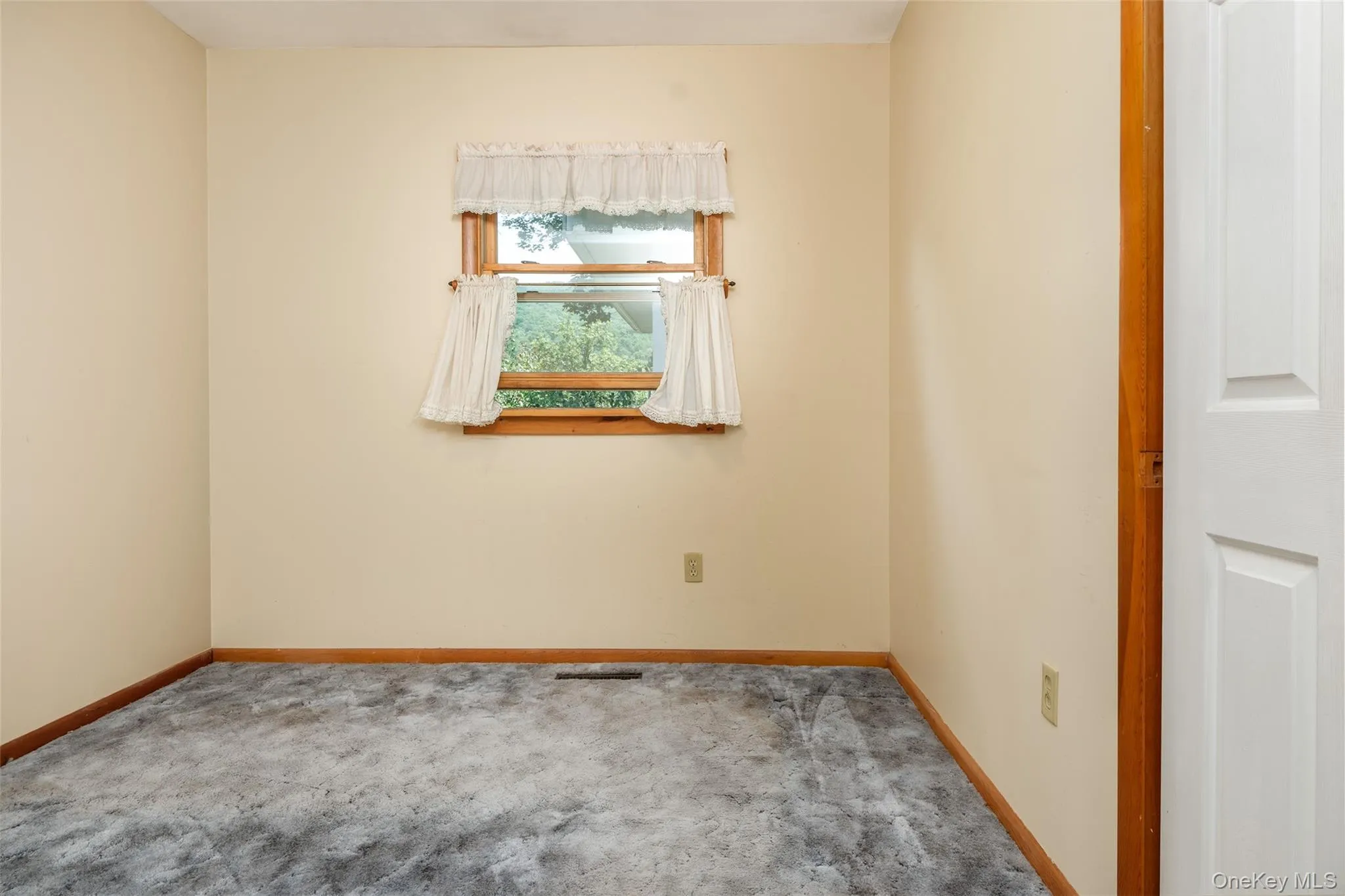 47220 State Highway 10, Delhi, NY, 4 Bedrooms Bedrooms, 8 Rooms Rooms,1 BathroomBathrooms,Residential,For Rent,State Highway 10,0,1032201 47220 State Highway 10, Delhi, NY, 4 Bedrooms Bedrooms, 8 Rooms Rooms,1 BathroomBathrooms,Residential,For Rent,State Highway 10,0,1032201