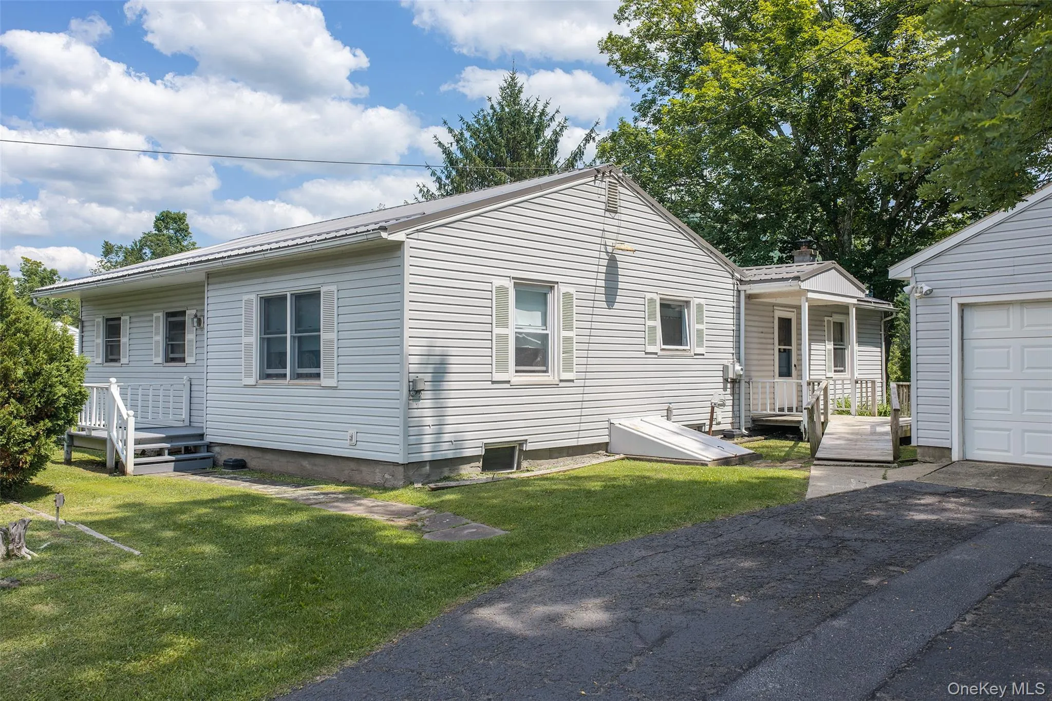 47220 State Highway 10, Delhi, NY, 4 Bedrooms Bedrooms, 8 Rooms Rooms,1 BathroomBathrooms,Residential,For Rent,State Highway 10,0,1032201 47220 State Highway 10, Delhi, NY, 4 Bedrooms Bedrooms, 8 Rooms Rooms,1 BathroomBathrooms,Residential,For Rent,State Highway 10,0,1032201