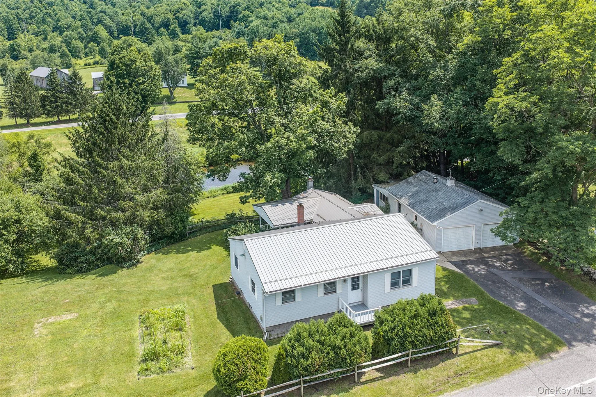 47220 State Highway 10, Delhi, NY, 4 Bedrooms Bedrooms, 8 Rooms Rooms,1 BathroomBathrooms,Residential,For Rent,State Highway 10,0,1032201 47220 State Highway 10, Delhi, NY, 4 Bedrooms Bedrooms, 8 Rooms Rooms,1 BathroomBathrooms,Residential,For Rent,State Highway 10,0,1032201