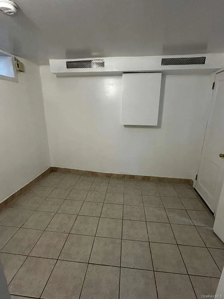 30 Ferdinand Place, New Rochelle, NY, 1 Bedroom Bedrooms, ,1 BathroomBathrooms,Residential Lease,For Rent,Ferdinand,0,1032202 30 Ferdinand Place, New Rochelle, NY, 1 Bedroom Bedrooms, ,1 BathroomBathrooms,Residential Lease,For Rent,Ferdinand,0,1032202