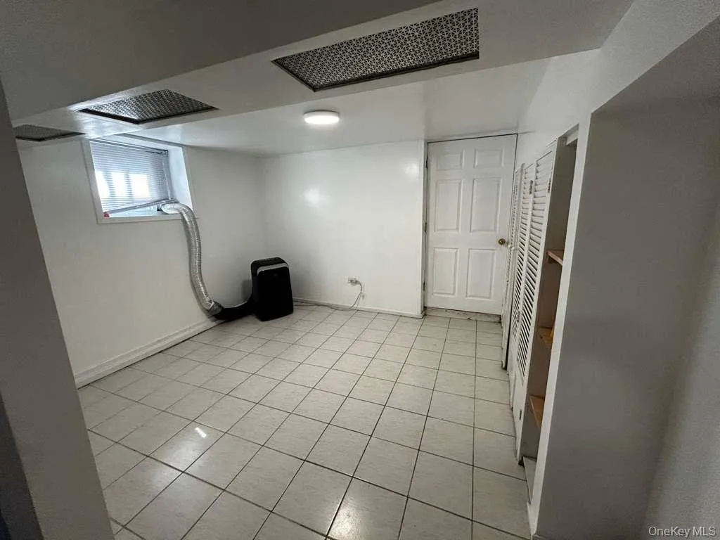 30 Ferdinand Place, New Rochelle, NY, 1 Bedroom Bedrooms, ,1 BathroomBathrooms,Residential Lease,For Rent,Ferdinand,0,1032202 30 Ferdinand Place, New Rochelle, NY, 1 Bedroom Bedrooms, ,1 BathroomBathrooms,Residential Lease,For Rent,Ferdinand,0,1032202