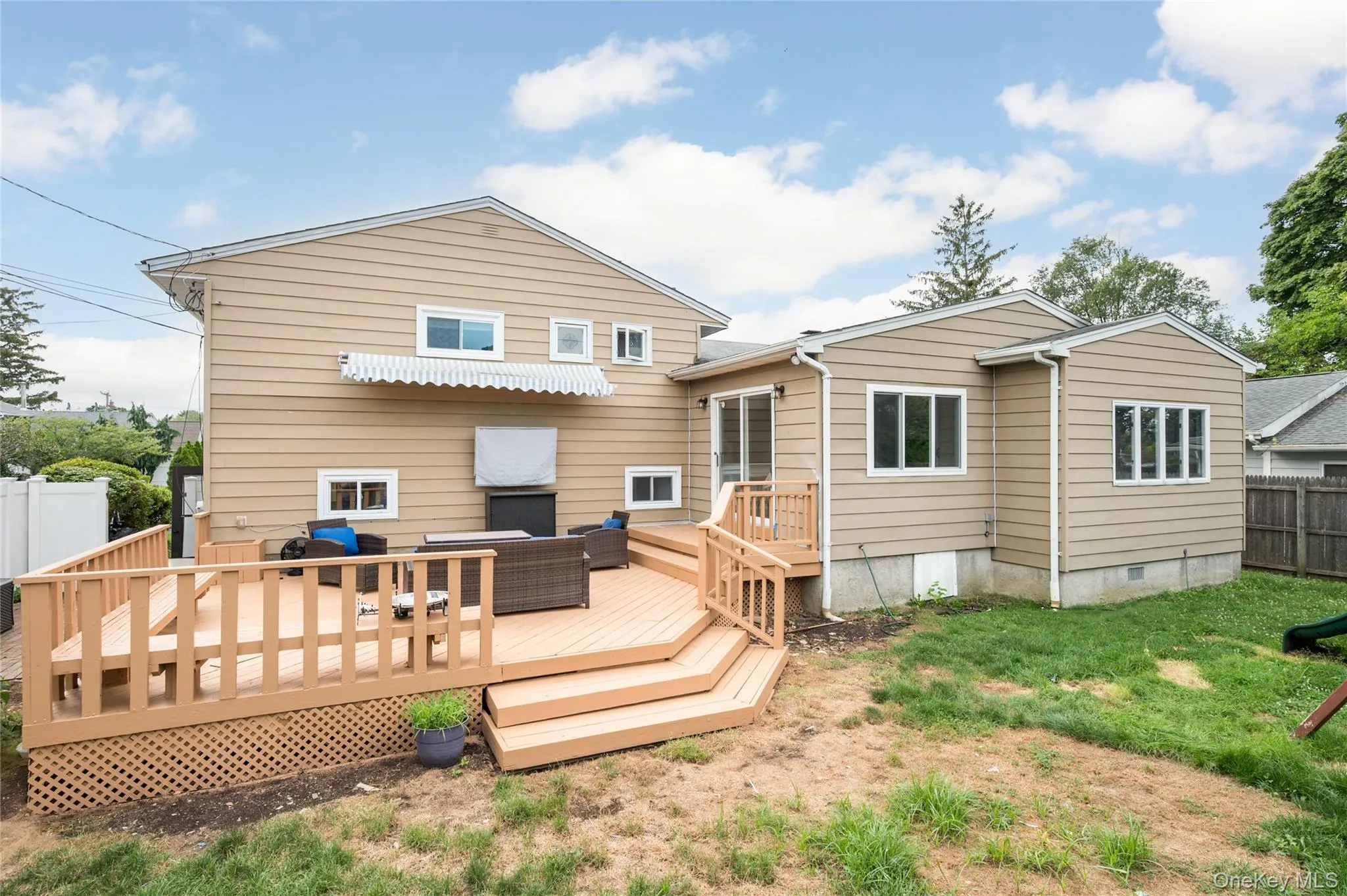 10 Primrose Avenue, Oyster Bay, NY, 4 Bedrooms Bedrooms, 12 Rooms Rooms,3 BathroomsBathrooms,Residential,For Rent,Primrose,0,1032204 10 Primrose Avenue, Oyster Bay, NY, 4 Bedrooms Bedrooms, 12 Rooms Rooms,3 BathroomsBathrooms,Residential,For Rent,Primrose,0,1032204