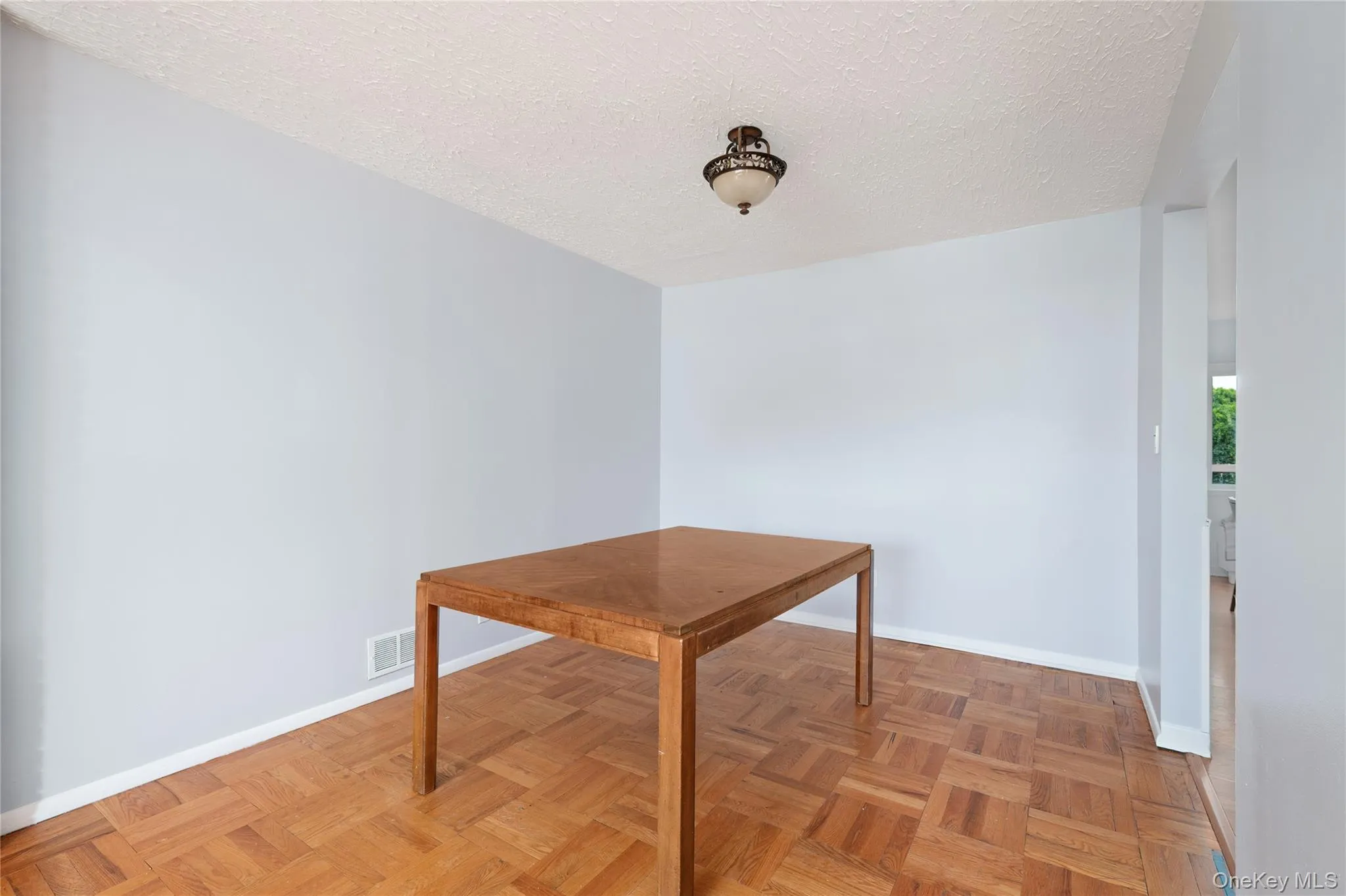10 Primrose Avenue, Oyster Bay, NY, 4 Bedrooms Bedrooms, 12 Rooms Rooms,3 BathroomsBathrooms,Residential,For Rent,Primrose,0,1032204 10 Primrose Avenue, Oyster Bay, NY, 4 Bedrooms Bedrooms, 12 Rooms Rooms,3 BathroomsBathrooms,Residential,For Rent,Primrose,0,1032204
