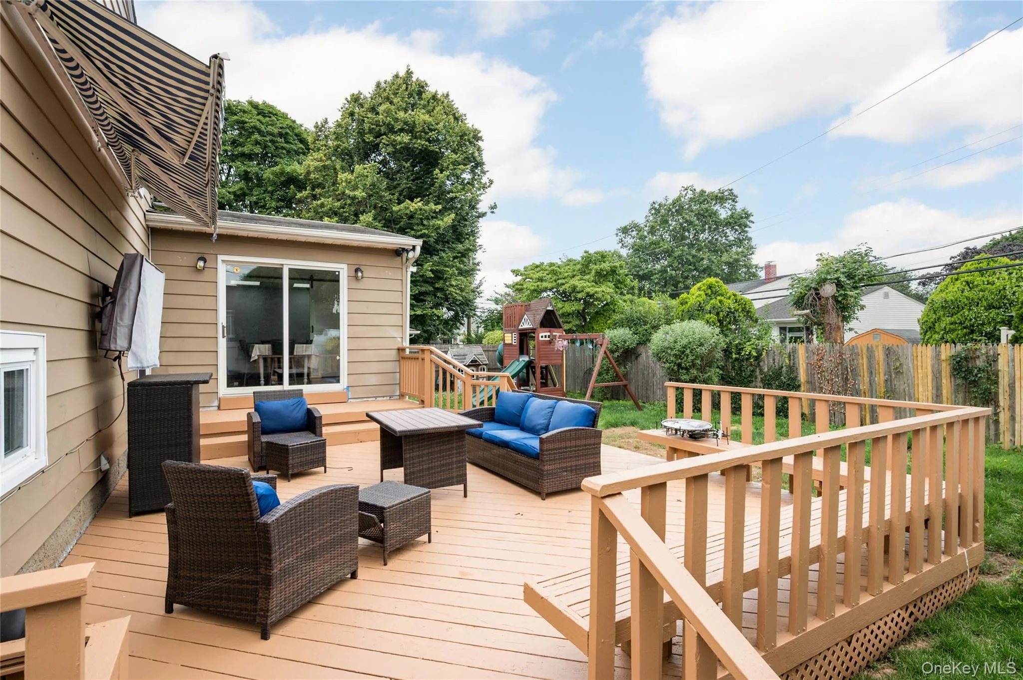 10 Primrose Avenue, Oyster Bay, NY, 4 Bedrooms Bedrooms, 12 Rooms Rooms,3 BathroomsBathrooms,Residential,For Rent,Primrose,0,1032204 10 Primrose Avenue, Oyster Bay, NY, 4 Bedrooms Bedrooms, 12 Rooms Rooms,3 BathroomsBathrooms,Residential,For Rent,Primrose,0,1032204