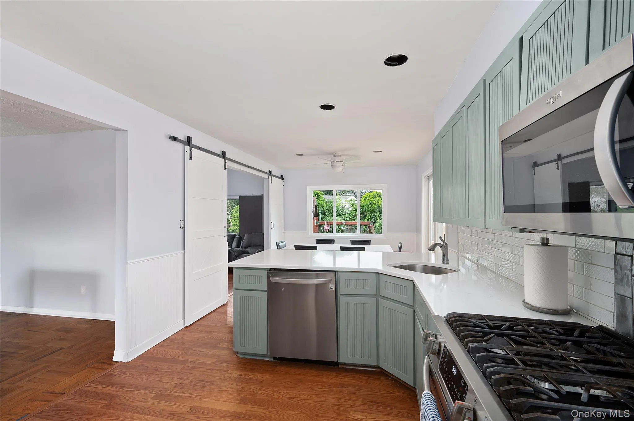 10 Primrose Avenue, Oyster Bay, NY, 4 Bedrooms Bedrooms, 12 Rooms Rooms,3 BathroomsBathrooms,Residential,For Rent,Primrose,0,1032204 10 Primrose Avenue, Oyster Bay, NY, 4 Bedrooms Bedrooms, 12 Rooms Rooms,3 BathroomsBathrooms,Residential,For Rent,Primrose,0,1032204
