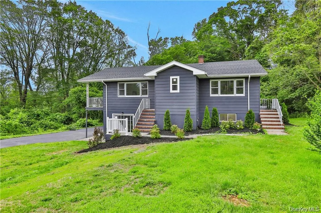 18 George Street, Wawarsing, NY, 3 Bedrooms Bedrooms, 8 Rooms Rooms,2 BathroomsBathrooms,Residential,For Rent,George,0,1032205 18 George Street, Wawarsing, NY, 3 Bedrooms Bedrooms, 8 Rooms Rooms,2 BathroomsBathrooms,Residential,For Rent,George,0,1032205