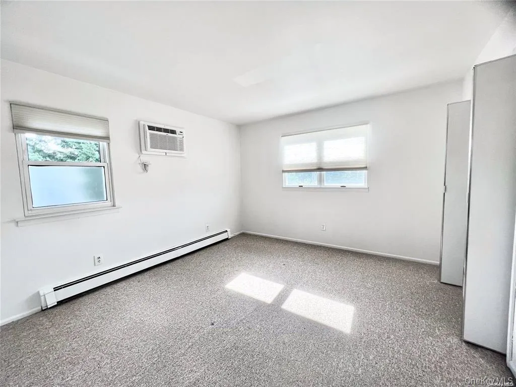 4 Ashwood Road, North Hempstead, NY, 2 Bedrooms Bedrooms, 5 Rooms Rooms,2 BathroomsBathrooms,Residential Lease,For Rent,Ashwood,0,1032207 4 Ashwood Road, North Hempstead, NY, 2 Bedrooms Bedrooms, 5 Rooms Rooms,2 BathroomsBathrooms,Residential Lease,For Rent,Ashwood,0,1032207