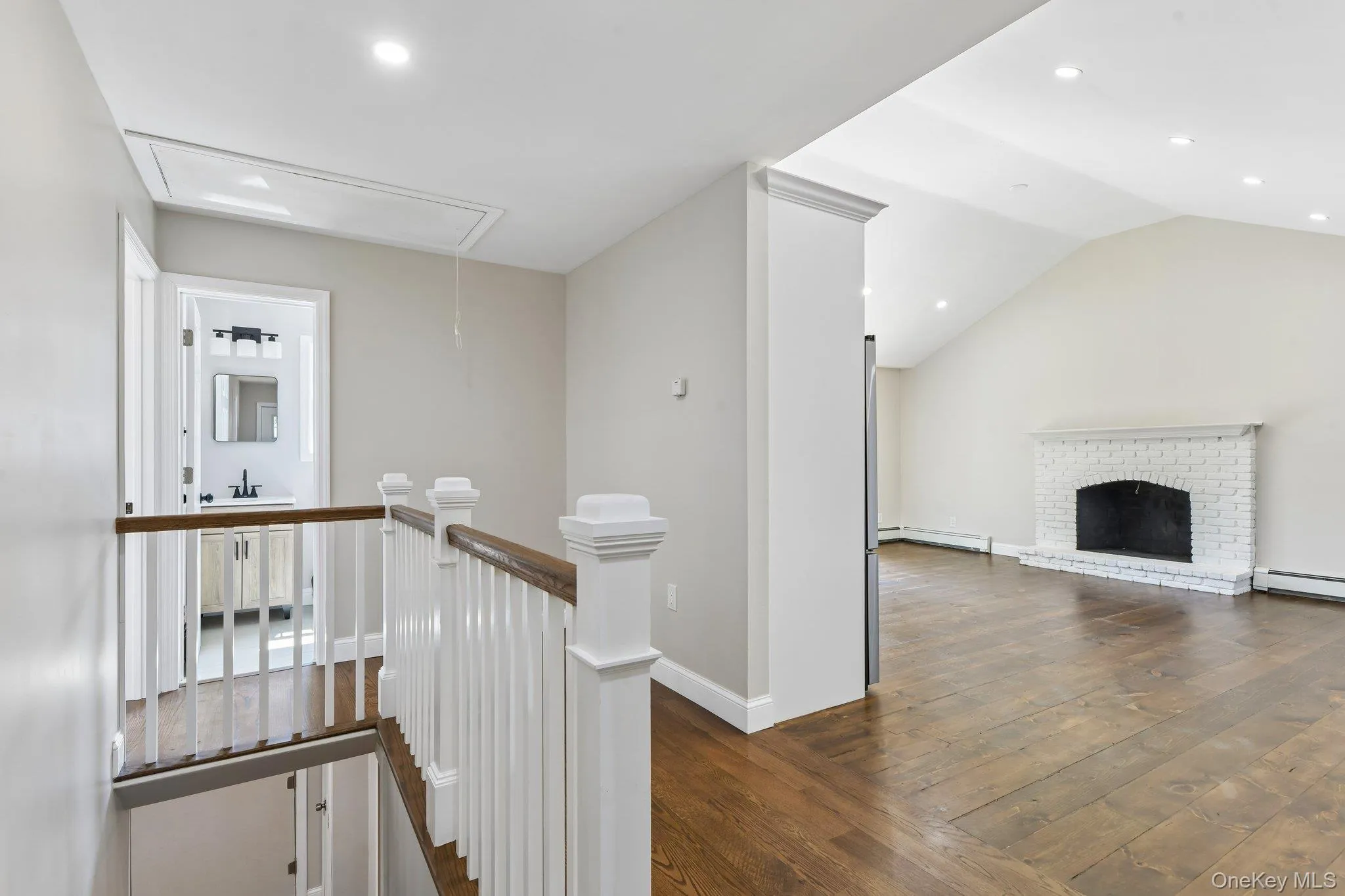 5 Kew Drive, Brookhaven, NY, 2 Bedrooms Bedrooms, 5 Rooms Rooms,1 BathroomBathrooms,Residential,For Rent,Kew,0,1032212 5 Kew Drive, Brookhaven, NY, 2 Bedrooms Bedrooms, 5 Rooms Rooms,1 BathroomBathrooms,Residential,For Rent,Kew,0,1032212