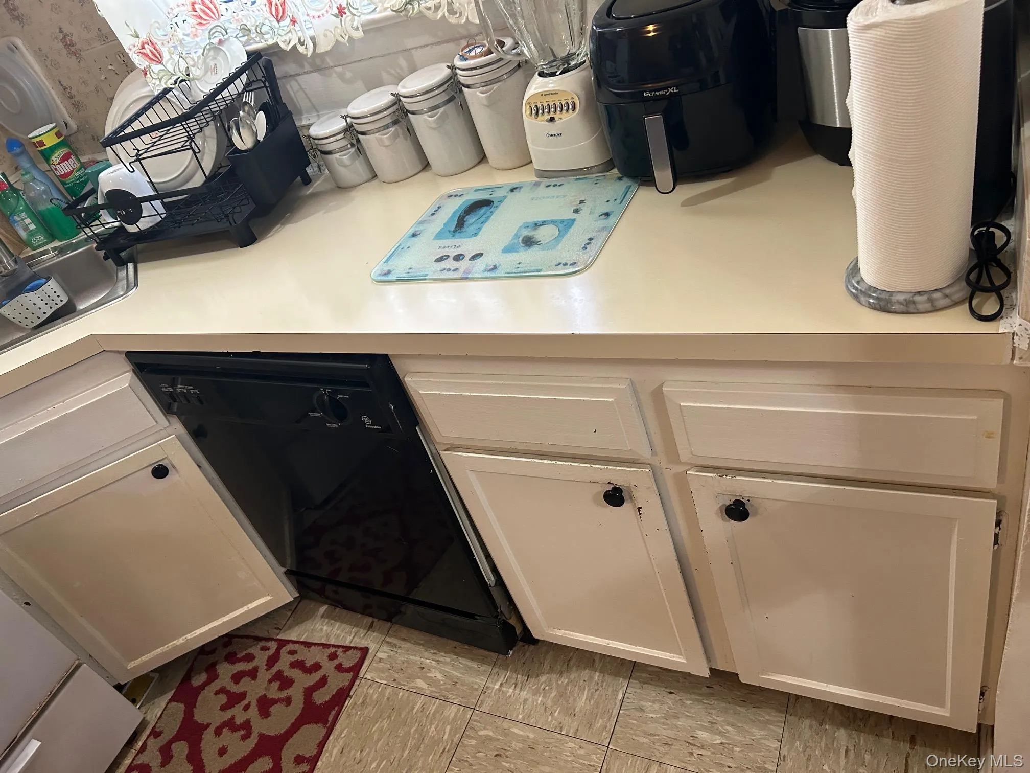 107 Sneden Place, Ramapo, NY, 1 Bedroom Bedrooms, 7 Rooms Rooms,1 BathroomBathrooms,Residential,For Rent,Sneden,0,1032214 107 Sneden Place, Ramapo, NY, 1 Bedroom Bedrooms, 7 Rooms Rooms,1 BathroomBathrooms,Residential,For Rent,Sneden,0,1032214