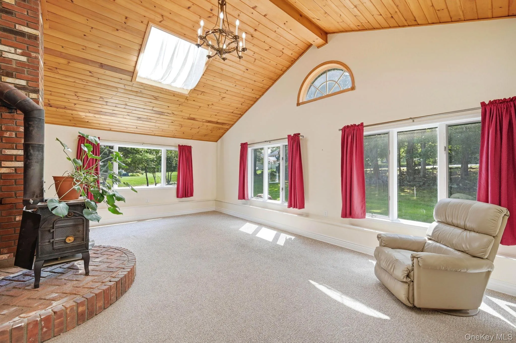 Spacious Living Room. Look at the beautiful woodwork on the Cathedral Ceiling. Spacious Living Room. Look at the beautiful woodwork on the Cathedral Ceiling.
