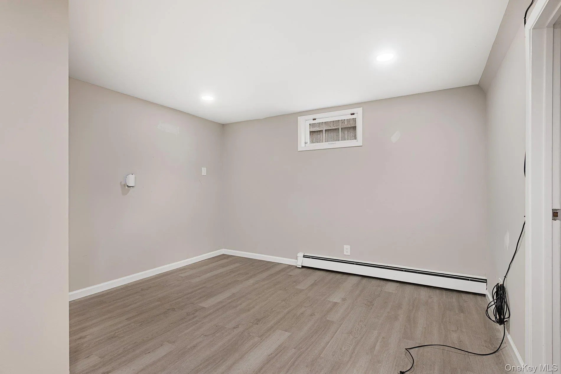 62 Lincoln Avenue, Huntington, NY, 4 Bedrooms Bedrooms, 6 Rooms Rooms,3 BathroomsBathrooms,Residential Lease,For Rent,Lincoln,0,1032222 62 Lincoln Avenue, Huntington, NY, 4 Bedrooms Bedrooms, 6 Rooms Rooms,3 BathroomsBathrooms,Residential Lease,For Rent,Lincoln,0,1032222
