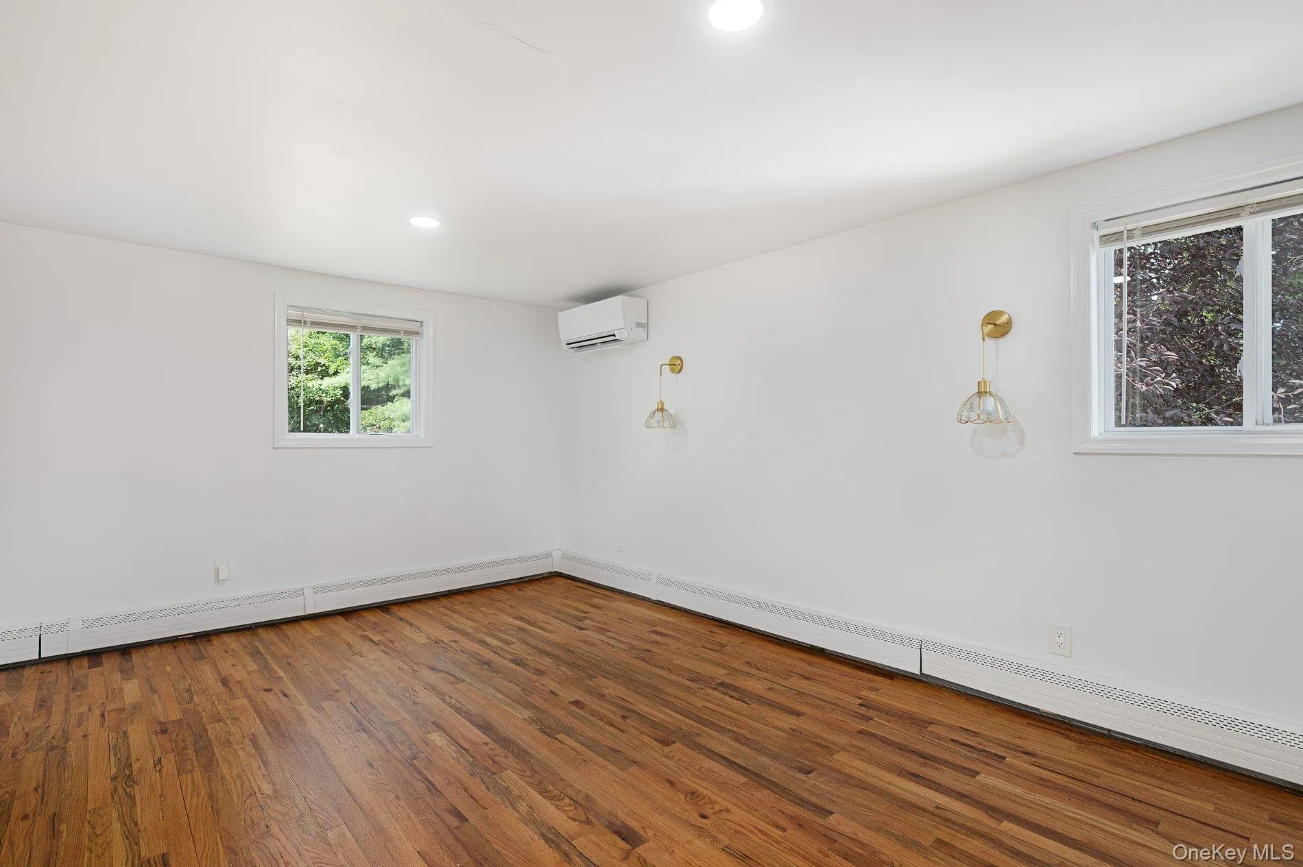 62 Lincoln Avenue, Huntington, NY, 4 Bedrooms Bedrooms, 6 Rooms Rooms,3 BathroomsBathrooms,Residential Lease,For Rent,Lincoln,0,1032222 62 Lincoln Avenue, Huntington, NY, 4 Bedrooms Bedrooms, 6 Rooms Rooms,3 BathroomsBathrooms,Residential Lease,For Rent,Lincoln,0,1032222