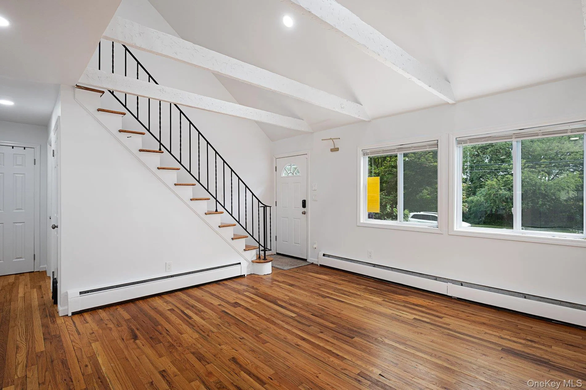 62 Lincoln Avenue, Huntington, NY, 4 Bedrooms Bedrooms, 6 Rooms Rooms,3 BathroomsBathrooms,Residential Lease,For Rent,Lincoln,0,1032222 62 Lincoln Avenue, Huntington, NY, 4 Bedrooms Bedrooms, 6 Rooms Rooms,3 BathroomsBathrooms,Residential Lease,For Rent,Lincoln,0,1032222