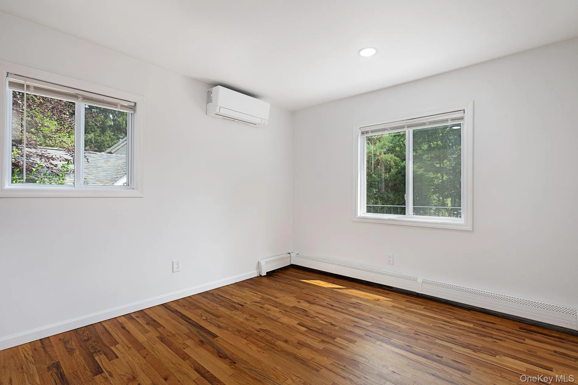 62 Lincoln Avenue, Huntington, NY, 4 Bedrooms Bedrooms, 6 Rooms Rooms,3 BathroomsBathrooms,Residential Lease,For Rent,Lincoln,0,1032222 62 Lincoln Avenue, Huntington, NY, 4 Bedrooms Bedrooms, 6 Rooms Rooms,3 BathroomsBathrooms,Residential Lease,For Rent,Lincoln,0,1032222