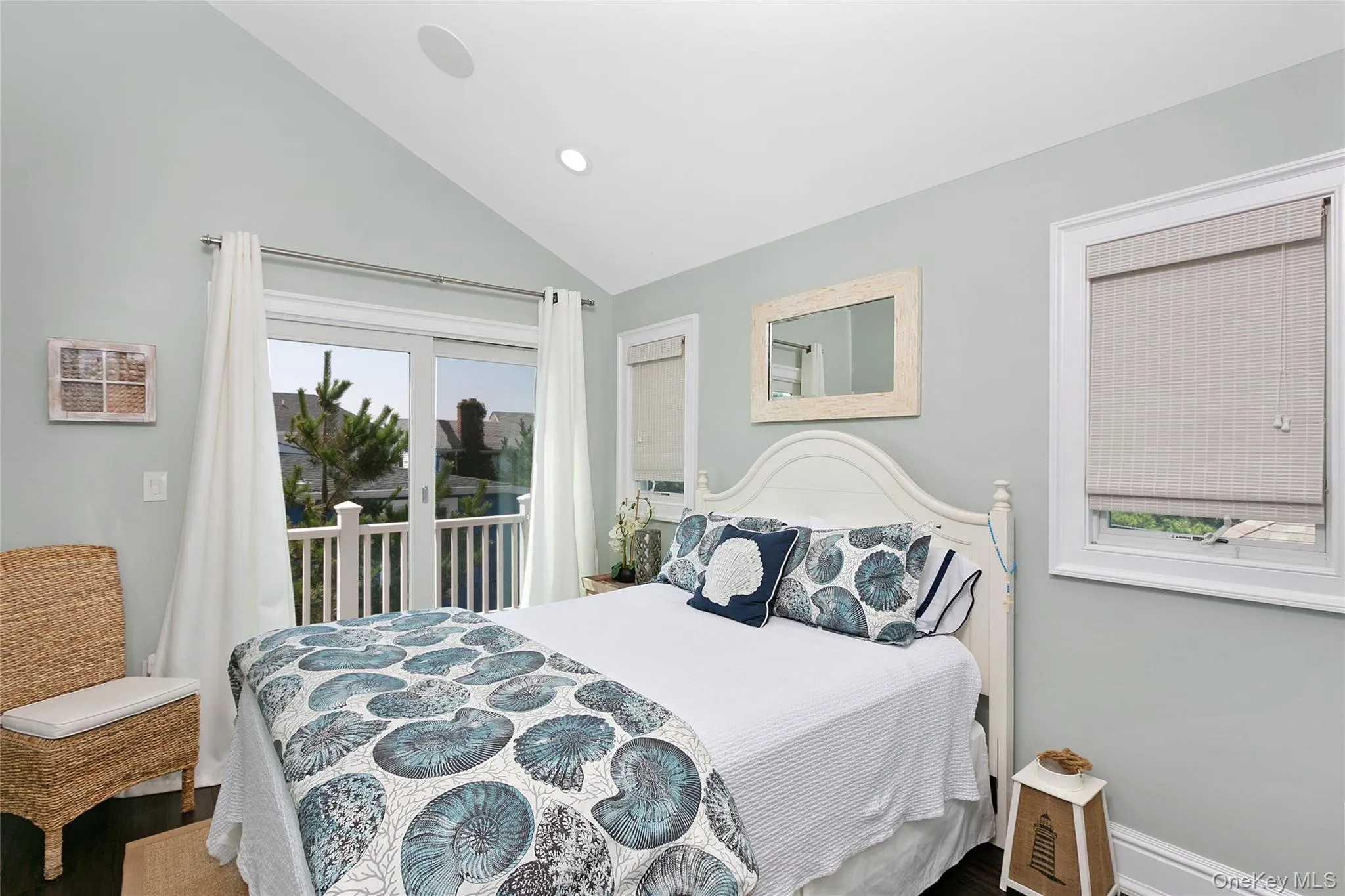 879 Oceanfront, Long Beach, NY, 5 Bedrooms Bedrooms, 8 Rooms Rooms,5 BathroomsBathrooms,Residential,For Rent,Oceanfront,0,1032224 879 Oceanfront, Long Beach, NY, 5 Bedrooms Bedrooms, 8 Rooms Rooms,5 BathroomsBathrooms,Residential,For Rent,Oceanfront,0,1032224