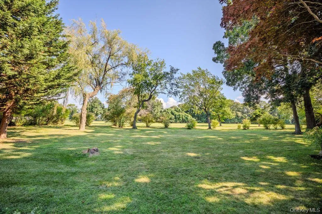 30 Fairway Drive, Brookhaven, NY, 5 Bedrooms Bedrooms, 9 Rooms Rooms,3 BathroomsBathrooms,Residential,For Rent,Fairway,0,1032233 30 Fairway Drive, Brookhaven, NY, 5 Bedrooms Bedrooms, 9 Rooms Rooms,3 BathroomsBathrooms,Residential,For Rent,Fairway,0,1032233
