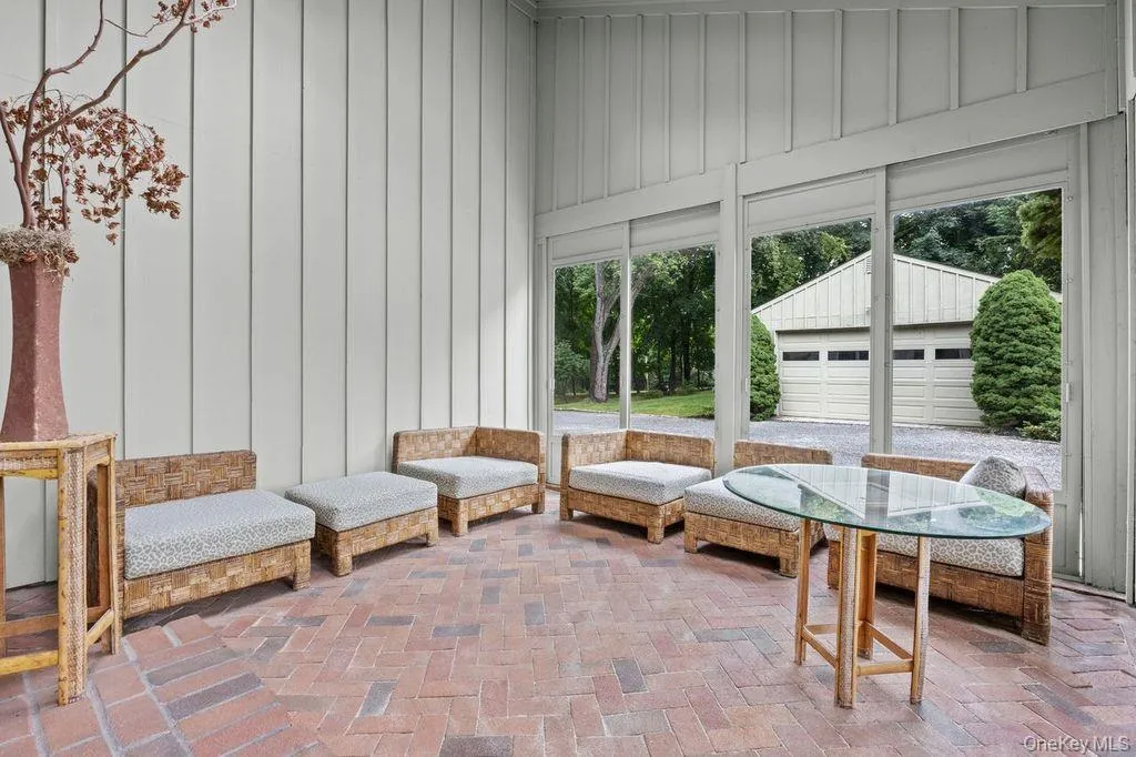 30 Fairway Drive, Brookhaven, NY, 5 Bedrooms Bedrooms, 9 Rooms Rooms,3 BathroomsBathrooms,Residential,For Rent,Fairway,0,1032233 30 Fairway Drive, Brookhaven, NY, 5 Bedrooms Bedrooms, 9 Rooms Rooms,3 BathroomsBathrooms,Residential,For Rent,Fairway,0,1032233