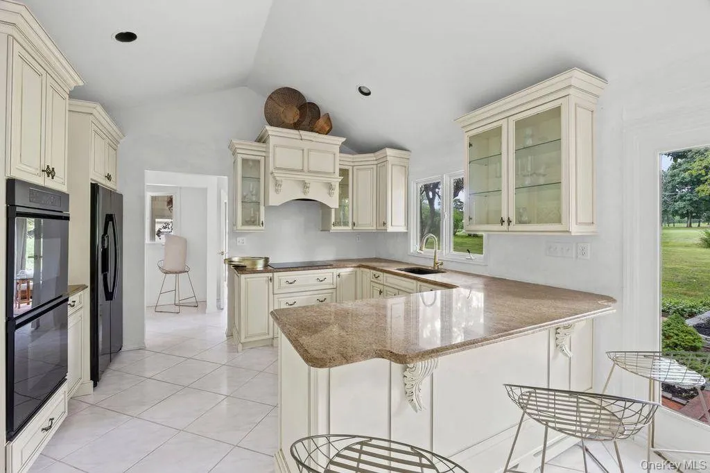 30 Fairway Drive, Brookhaven, NY, 5 Bedrooms Bedrooms, 9 Rooms Rooms,3 BathroomsBathrooms,Residential,For Rent,Fairway,0,1032233 30 Fairway Drive, Brookhaven, NY, 5 Bedrooms Bedrooms, 9 Rooms Rooms,3 BathroomsBathrooms,Residential,For Rent,Fairway,0,1032233