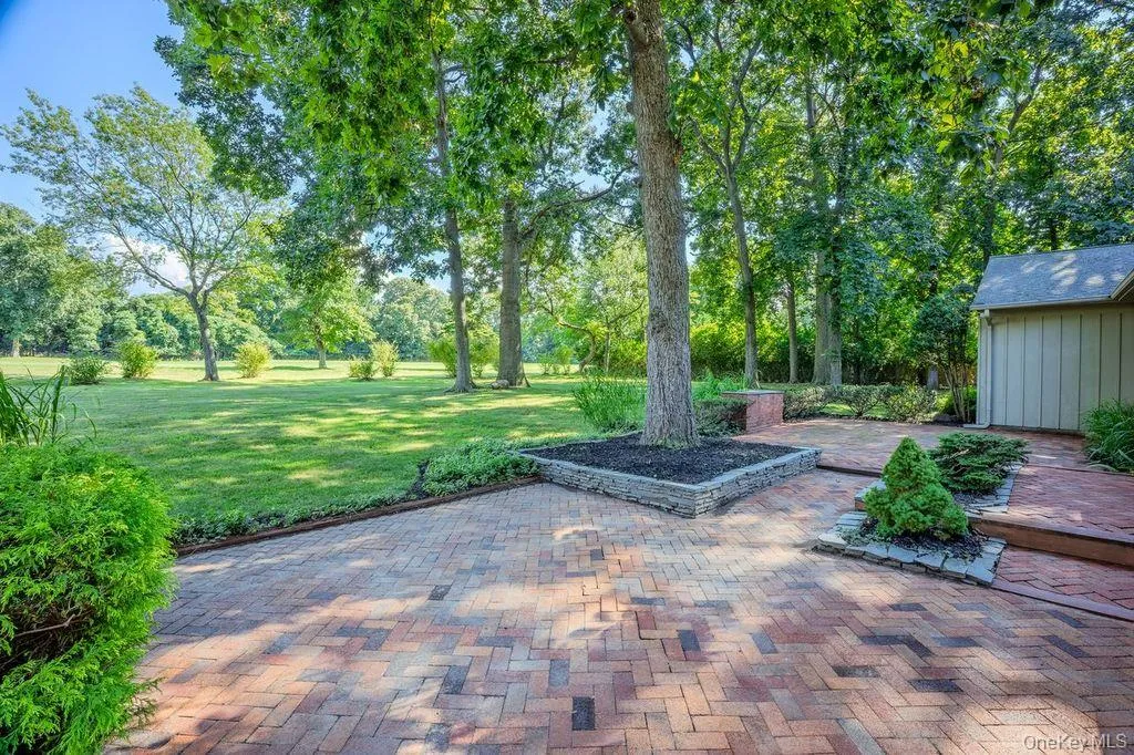 30 Fairway Drive, Brookhaven, NY, 5 Bedrooms Bedrooms, 9 Rooms Rooms,3 BathroomsBathrooms,Residential,For Rent,Fairway,0,1032233 30 Fairway Drive, Brookhaven, NY, 5 Bedrooms Bedrooms, 9 Rooms Rooms,3 BathroomsBathrooms,Residential,For Rent,Fairway,0,1032233