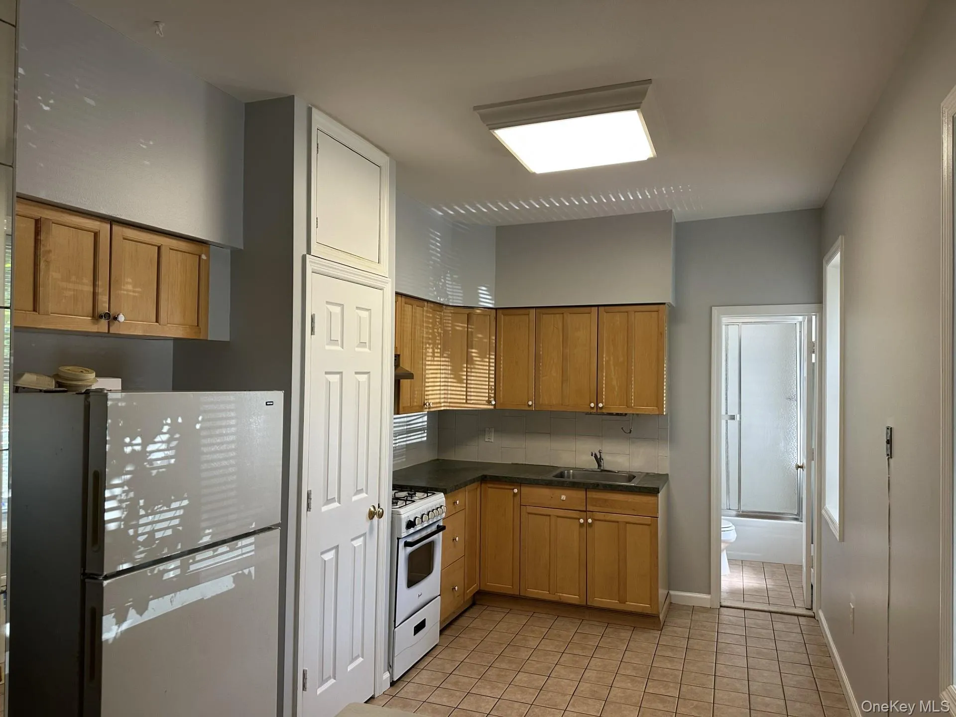 49 5th Street, New Rochelle, NY, 1 Bedroom Bedrooms, 3 Rooms Rooms,1 BathroomBathrooms,Residential Lease,For Rent,5th,0,1032236 49 5th Street, New Rochelle, NY, 1 Bedroom Bedrooms, 3 Rooms Rooms,1 BathroomBathrooms,Residential Lease,For Rent,5th,0,1032236
