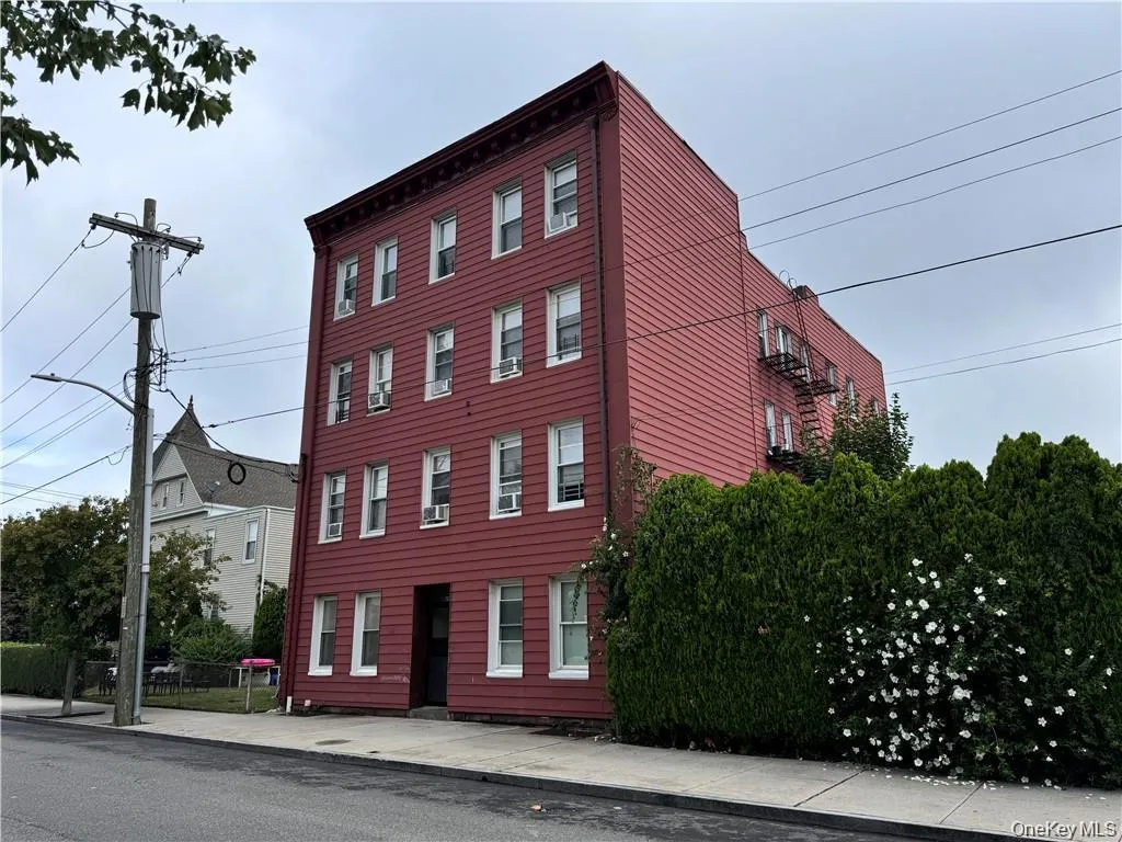 49 5th Street, New Rochelle, NY, 1 Bedroom Bedrooms, 3 Rooms Rooms,1 BathroomBathrooms,Residential Lease,For Rent,5th,0,1032236 49 5th Street, New Rochelle, NY, 1 Bedroom Bedrooms, 3 Rooms Rooms,1 BathroomBathrooms,Residential Lease,For Rent,5th,0,1032236