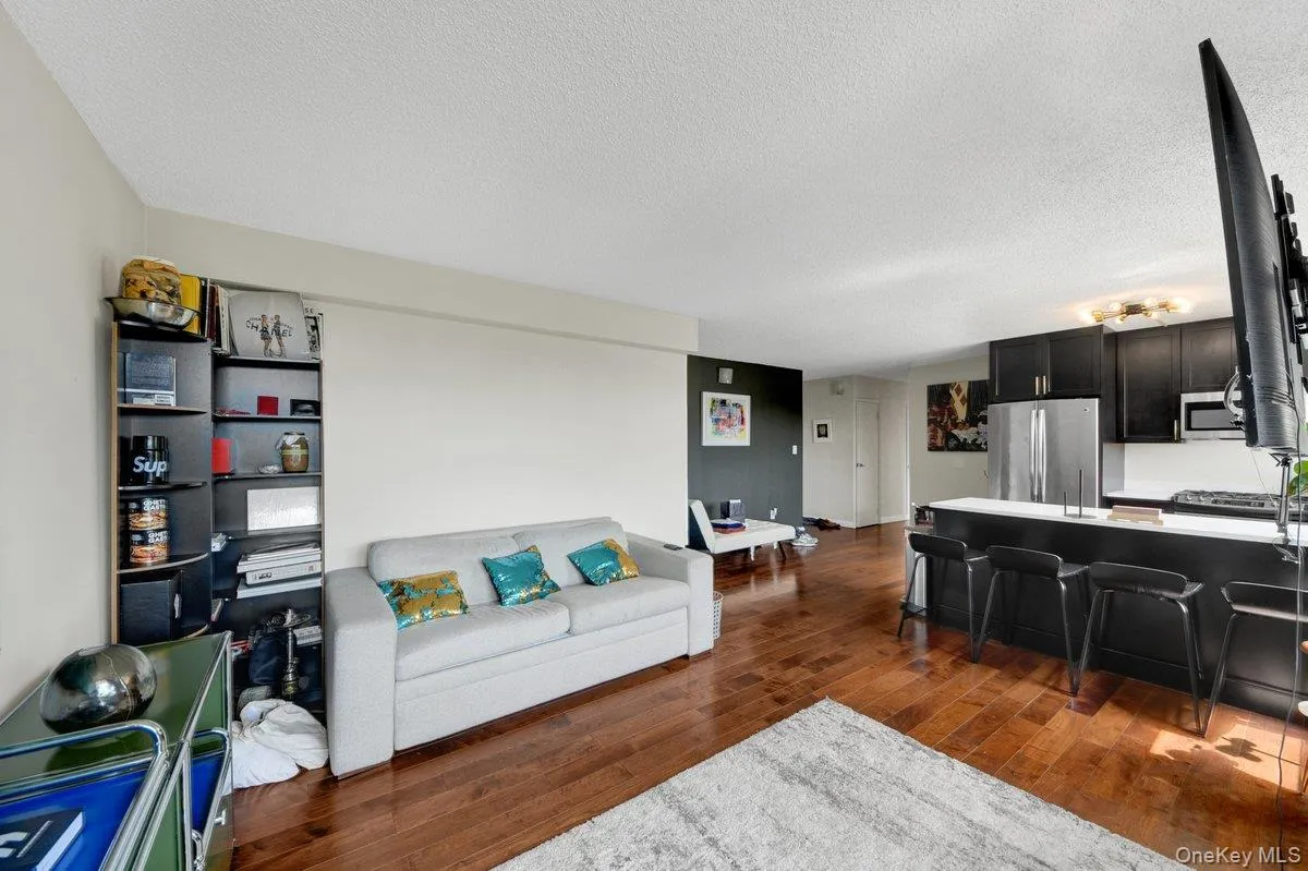 2287 Johnson Avenue, New York, NY, 2 Bedrooms Bedrooms, 4 Rooms Rooms,2 BathroomsBathrooms,Residential,For Rent,Johnson,0,1032238 2287 Johnson Avenue, New York, NY, 2 Bedrooms Bedrooms, 4 Rooms Rooms,2 BathroomsBathrooms,Residential,For Rent,Johnson,0,1032238