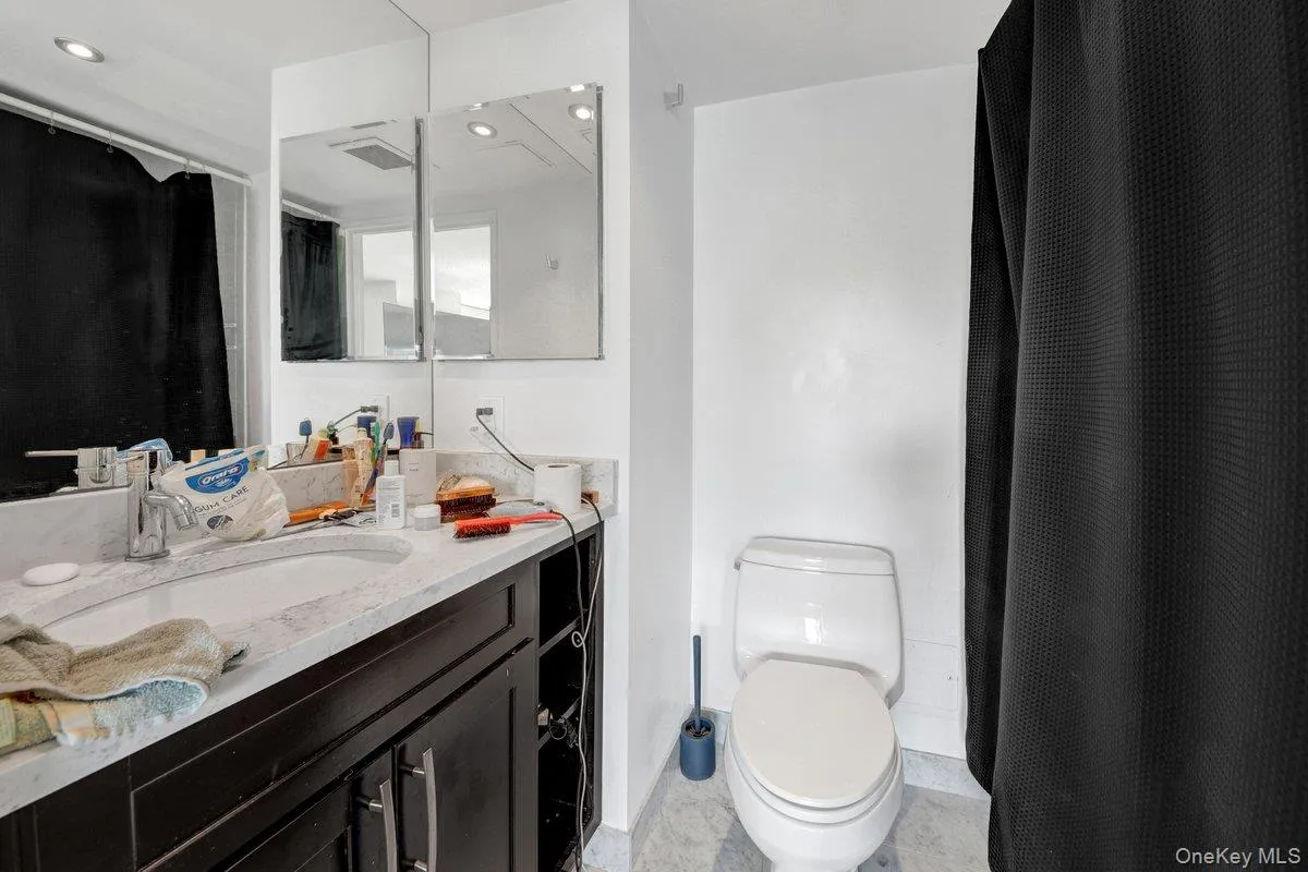 2287 Johnson Avenue, New York, NY, 2 Bedrooms Bedrooms, 4 Rooms Rooms,2 BathroomsBathrooms,Residential,For Rent,Johnson,0,1032238 2287 Johnson Avenue, New York, NY, 2 Bedrooms Bedrooms, 4 Rooms Rooms,2 BathroomsBathrooms,Residential,For Rent,Johnson,0,1032238