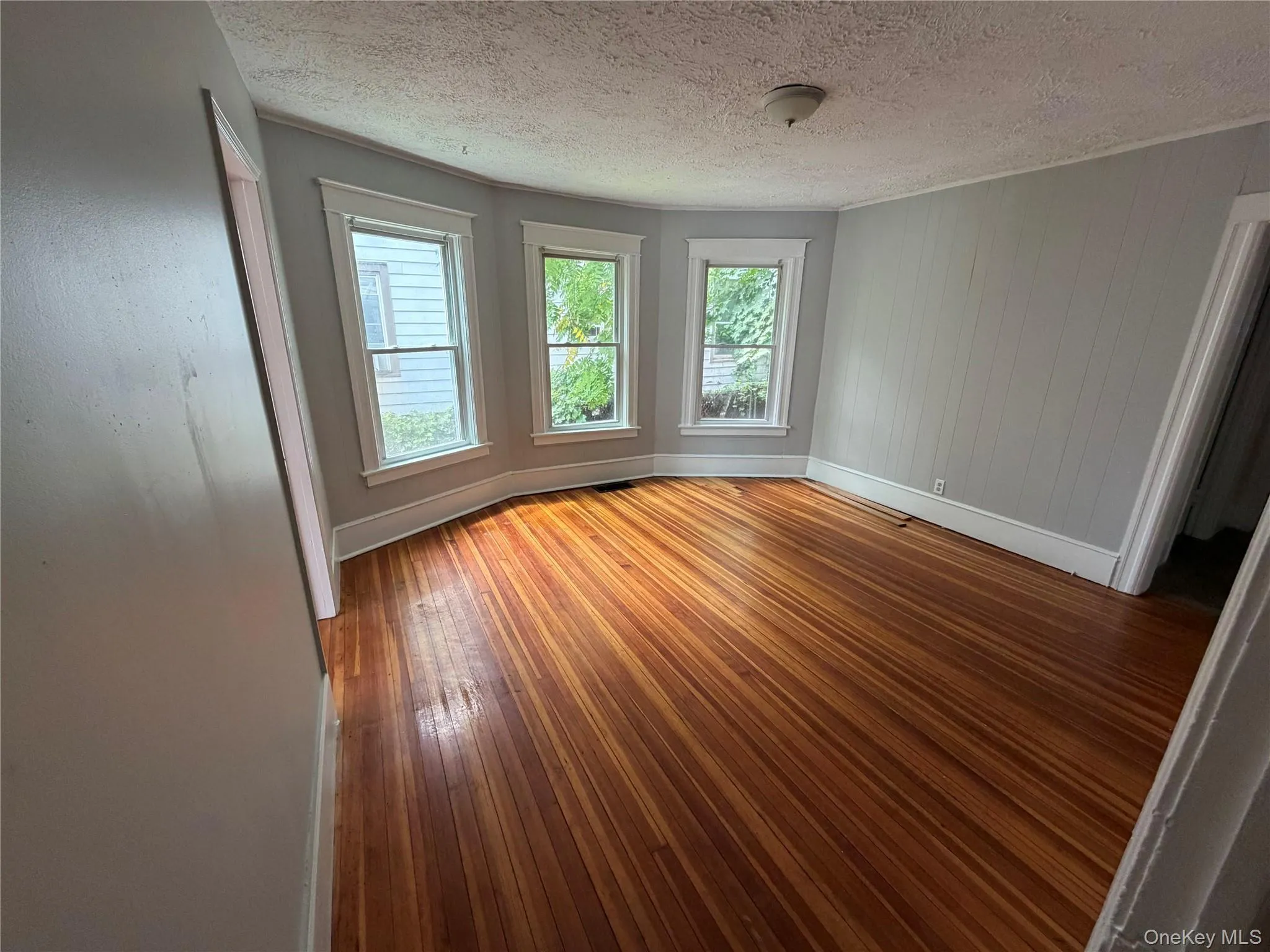341 Mansion Street, Poughkeepsie, NY, 2 Bedrooms Bedrooms, 5 Rooms Rooms,1 BathroomBathrooms,Residential Lease,For Rent,Mansion,0,1032239 341 Mansion Street, Poughkeepsie, NY, 2 Bedrooms Bedrooms, 5 Rooms Rooms,1 BathroomBathrooms,Residential Lease,For Rent,Mansion,0,1032239