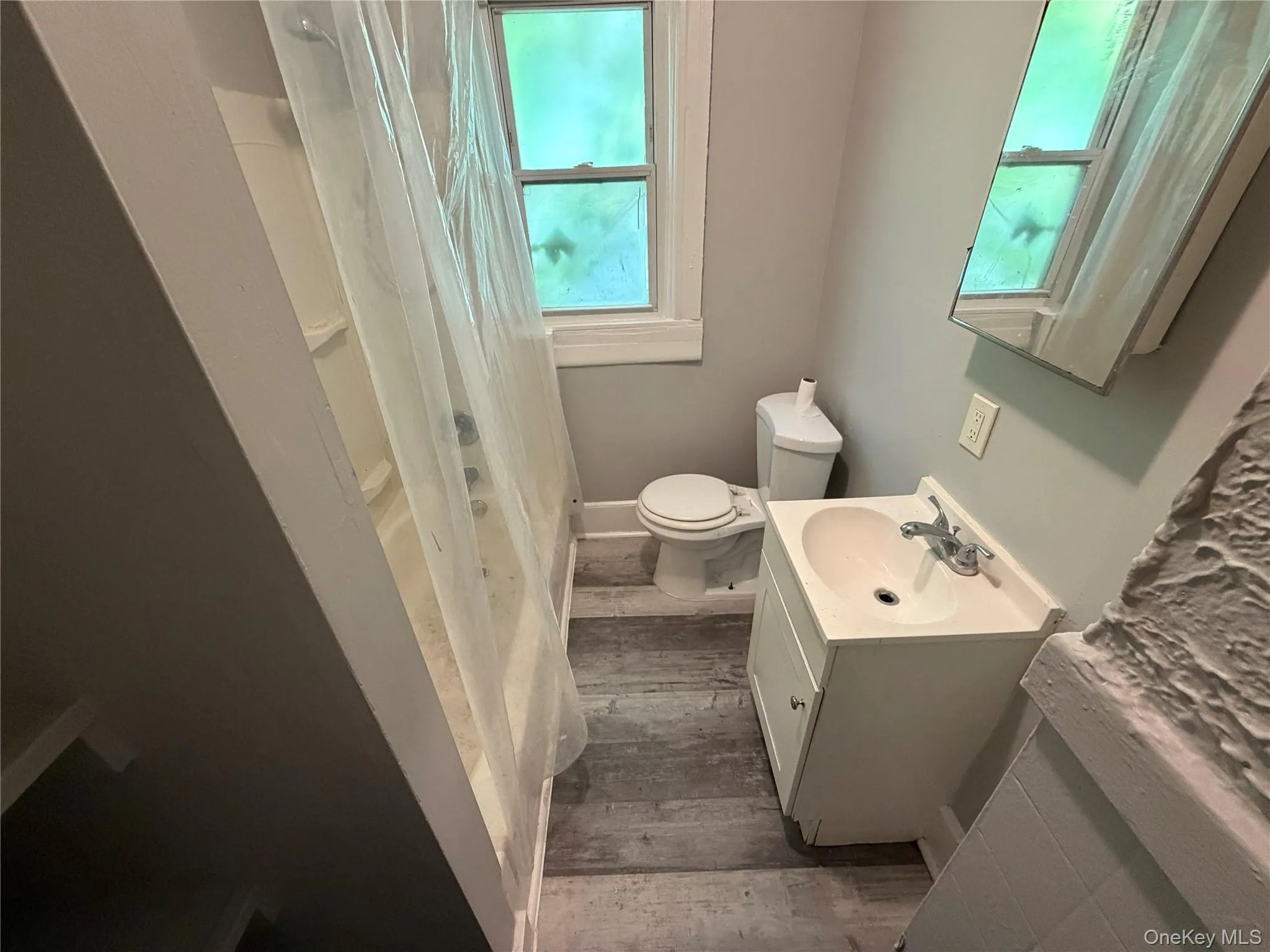 341 Mansion Street, Poughkeepsie, NY, 2 Bedrooms Bedrooms, 5 Rooms Rooms,1 BathroomBathrooms,Residential Lease,For Rent,Mansion,0,1032239 341 Mansion Street, Poughkeepsie, NY, 2 Bedrooms Bedrooms, 5 Rooms Rooms,1 BathroomBathrooms,Residential Lease,For Rent,Mansion,0,1032239