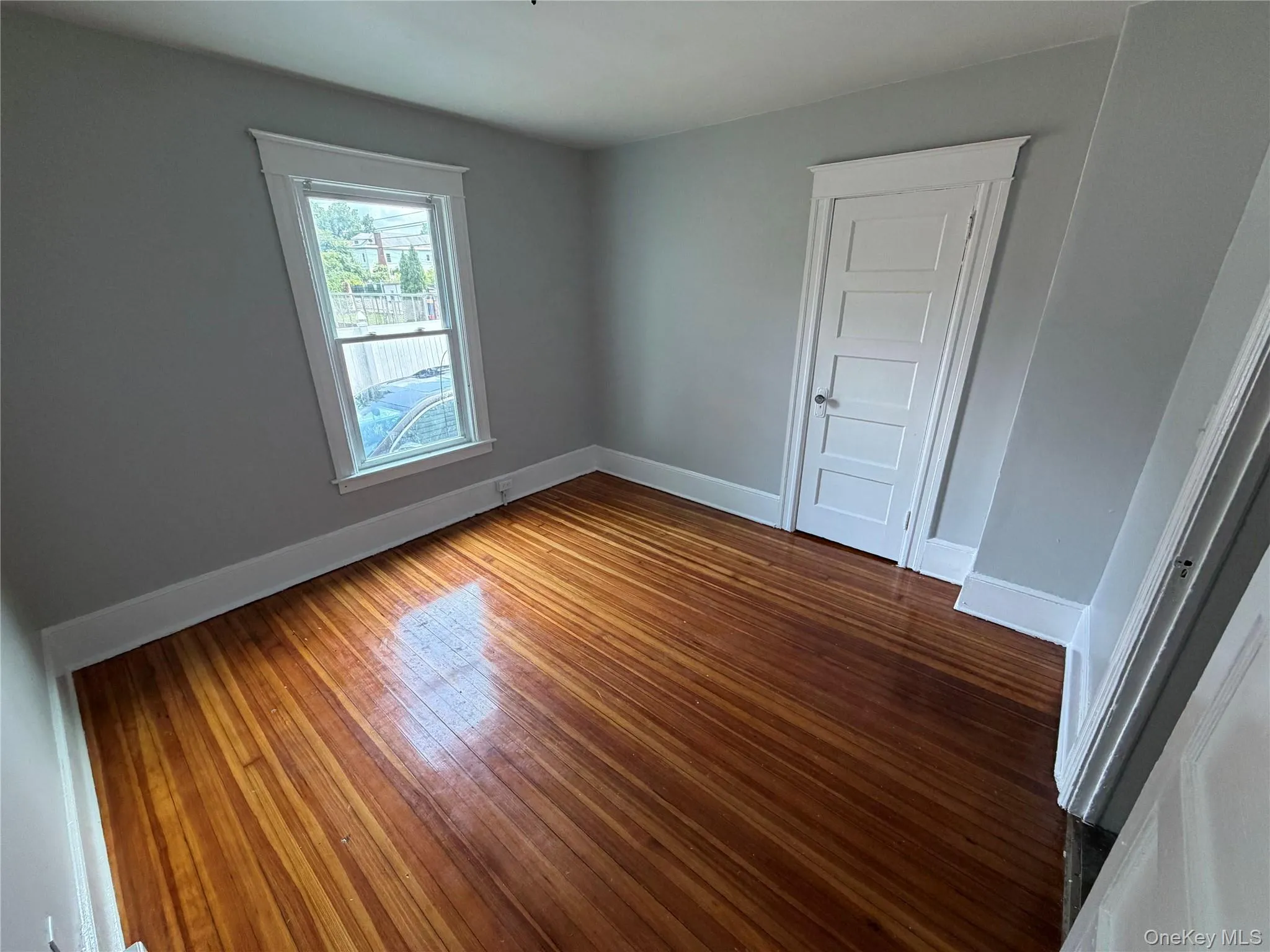 341 Mansion Street, Poughkeepsie, NY, 2 Bedrooms Bedrooms, 5 Rooms Rooms,1 BathroomBathrooms,Residential Lease,For Rent,Mansion,0,1032239 341 Mansion Street, Poughkeepsie, NY, 2 Bedrooms Bedrooms, 5 Rooms Rooms,1 BathroomBathrooms,Residential Lease,For Rent,Mansion,0,1032239