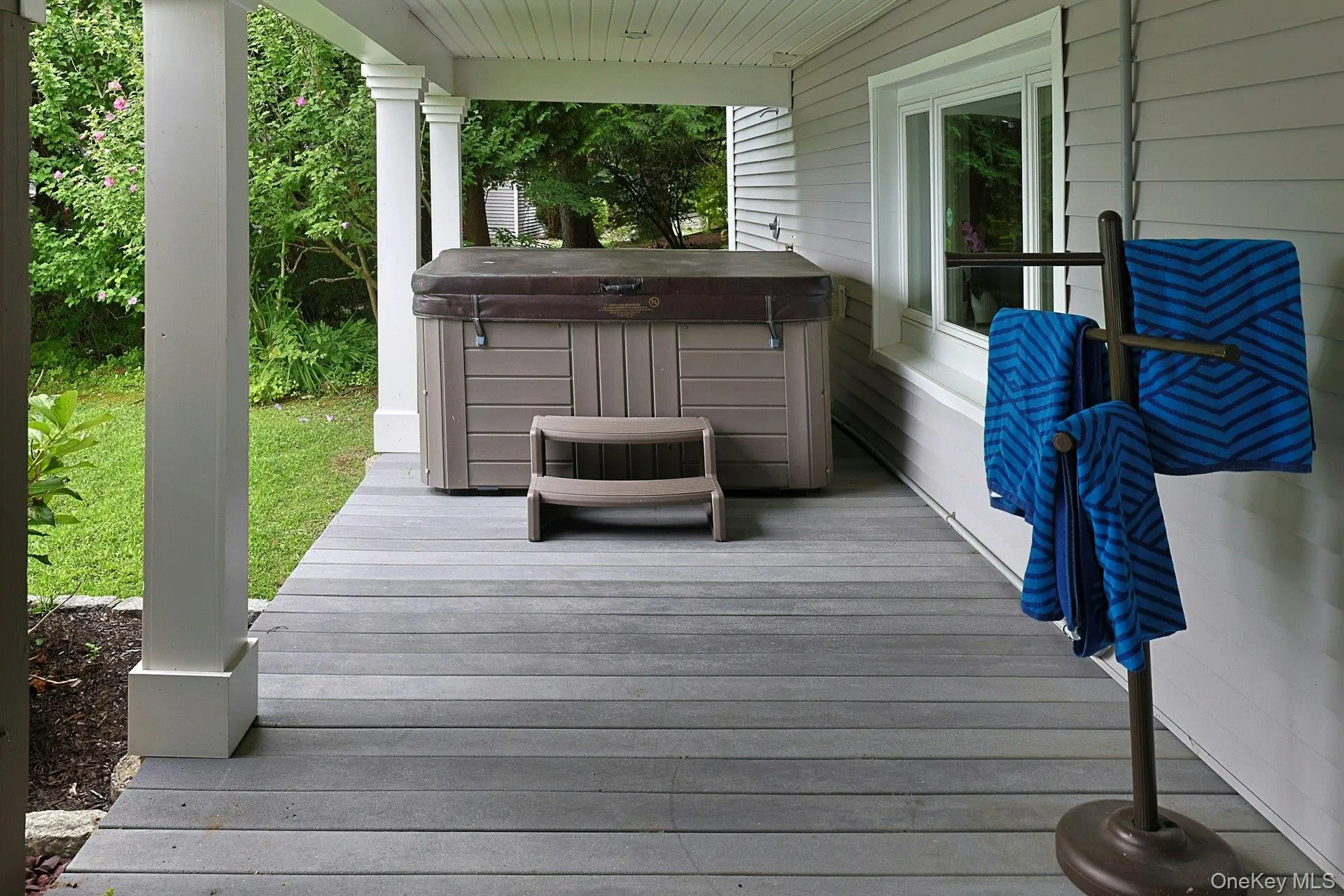 Grab your champagne and sneak over to the hot tub, tucked away on the far deck. Relax and unwind in the perfect place to soak in the views year-round. Grab your champagne and sneak over to the hot tub, tucked away on the far deck. Relax and unwind in the perfect place to soak in the views year-round.