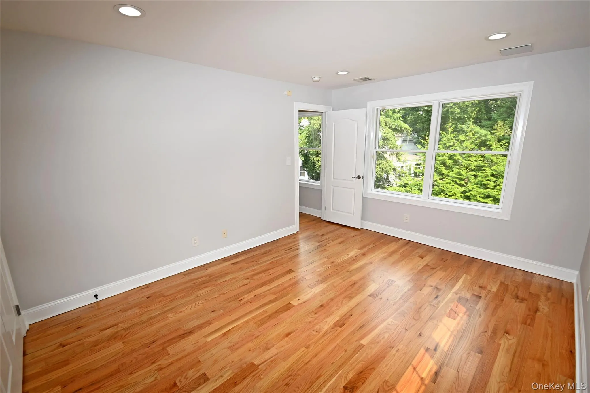 91 Baker Hill Road, North Hempstead, NY, 4 Bedrooms Bedrooms, 8 Rooms Rooms,3 BathroomsBathrooms,Residential Lease,For Rent,Baker Hill,0,1032243 91 Baker Hill Road, North Hempstead, NY, 4 Bedrooms Bedrooms, 8 Rooms Rooms,3 BathroomsBathrooms,Residential Lease,For Rent,Baker Hill,0,1032243