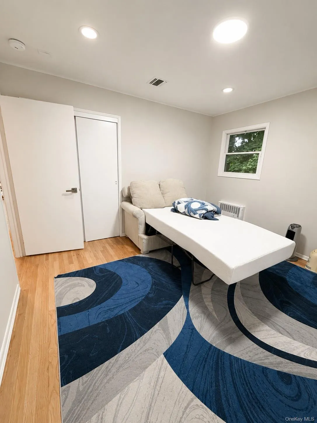 5-A SECOND Road, North Hempstead, NY, 3 Bedrooms Bedrooms, 14 Rooms Rooms,1 BathroomBathrooms,Residential,For Rent,SECOND,0,1032244 5-A SECOND Road, North Hempstead, NY, 3 Bedrooms Bedrooms, 14 Rooms Rooms,1 BathroomBathrooms,Residential,For Rent,SECOND,0,1032244