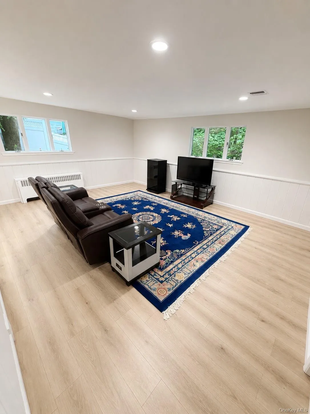 5-A SECOND Road, North Hempstead, NY, 3 Bedrooms Bedrooms, 14 Rooms Rooms,1 BathroomBathrooms,Residential,For Rent,SECOND,0,1032244 5-A SECOND Road, North Hempstead, NY, 3 Bedrooms Bedrooms, 14 Rooms Rooms,1 BathroomBathrooms,Residential,For Rent,SECOND,0,1032244