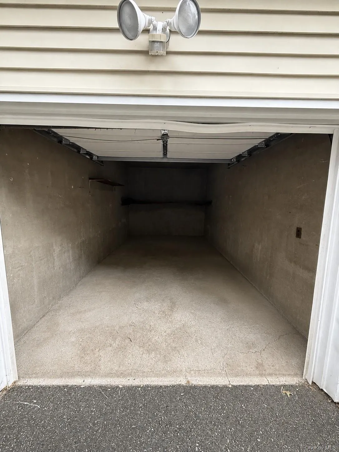 5-A SECOND Road, North Hempstead, NY, 3 Bedrooms Bedrooms, 14 Rooms Rooms,1 BathroomBathrooms,Residential,For Rent,SECOND,0,1032244 5-A SECOND Road, North Hempstead, NY, 3 Bedrooms Bedrooms, 14 Rooms Rooms,1 BathroomBathrooms,Residential,For Rent,SECOND,0,1032244