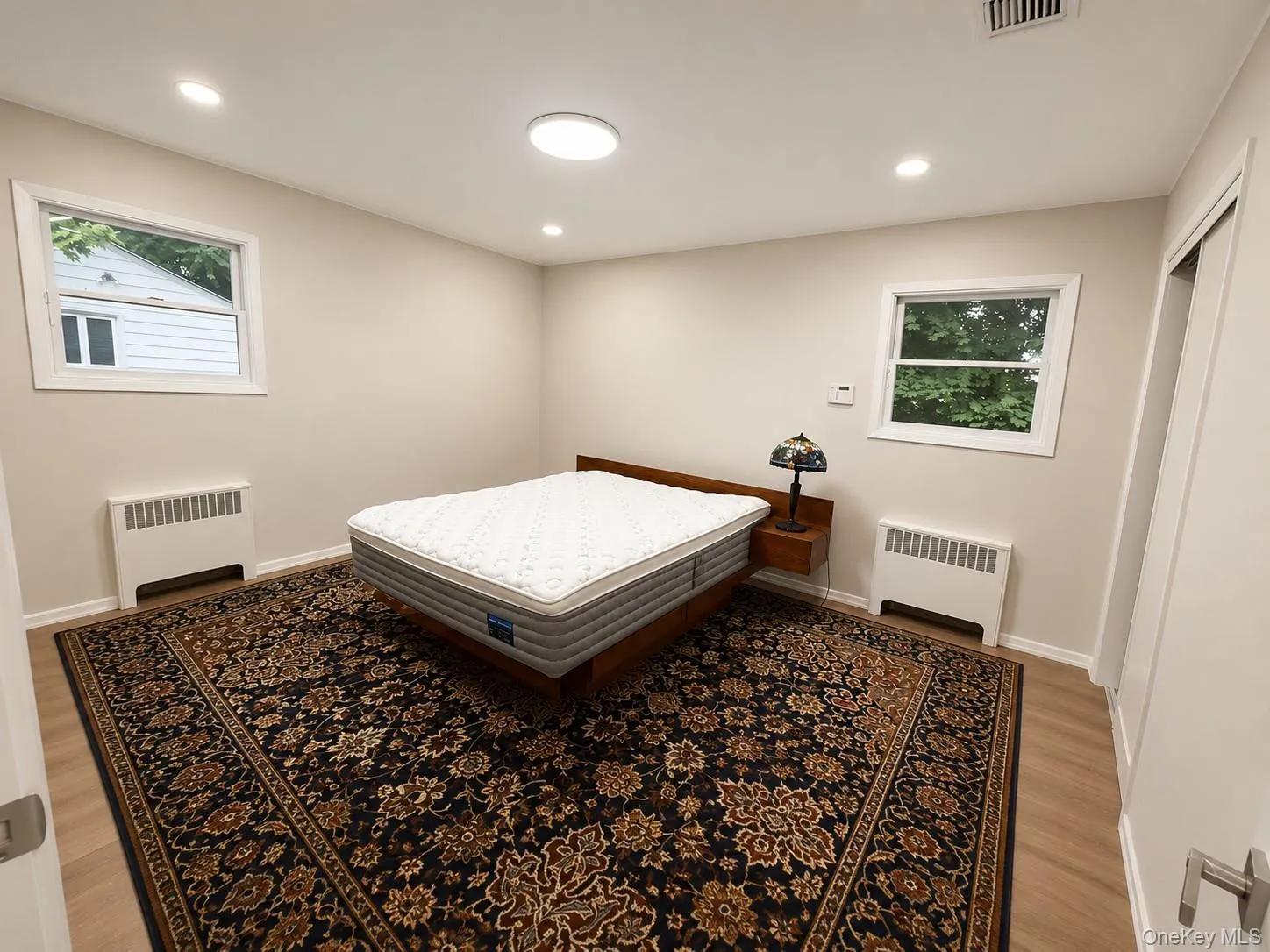 5-A SECOND Road, North Hempstead, NY, 3 Bedrooms Bedrooms, 14 Rooms Rooms,1 BathroomBathrooms,Residential,For Rent,SECOND,0,1032244 5-A SECOND Road, North Hempstead, NY, 3 Bedrooms Bedrooms, 14 Rooms Rooms,1 BathroomBathrooms,Residential,For Rent,SECOND,0,1032244