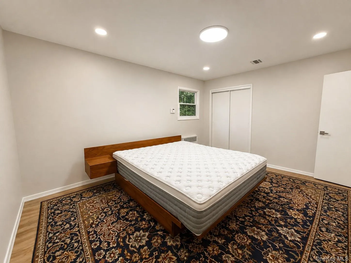 5-A SECOND Road, North Hempstead, NY, 3 Bedrooms Bedrooms, 14 Rooms Rooms,1 BathroomBathrooms,Residential,For Rent,SECOND,0,1032244 5-A SECOND Road, North Hempstead, NY, 3 Bedrooms Bedrooms, 14 Rooms Rooms,1 BathroomBathrooms,Residential,For Rent,SECOND,0,1032244