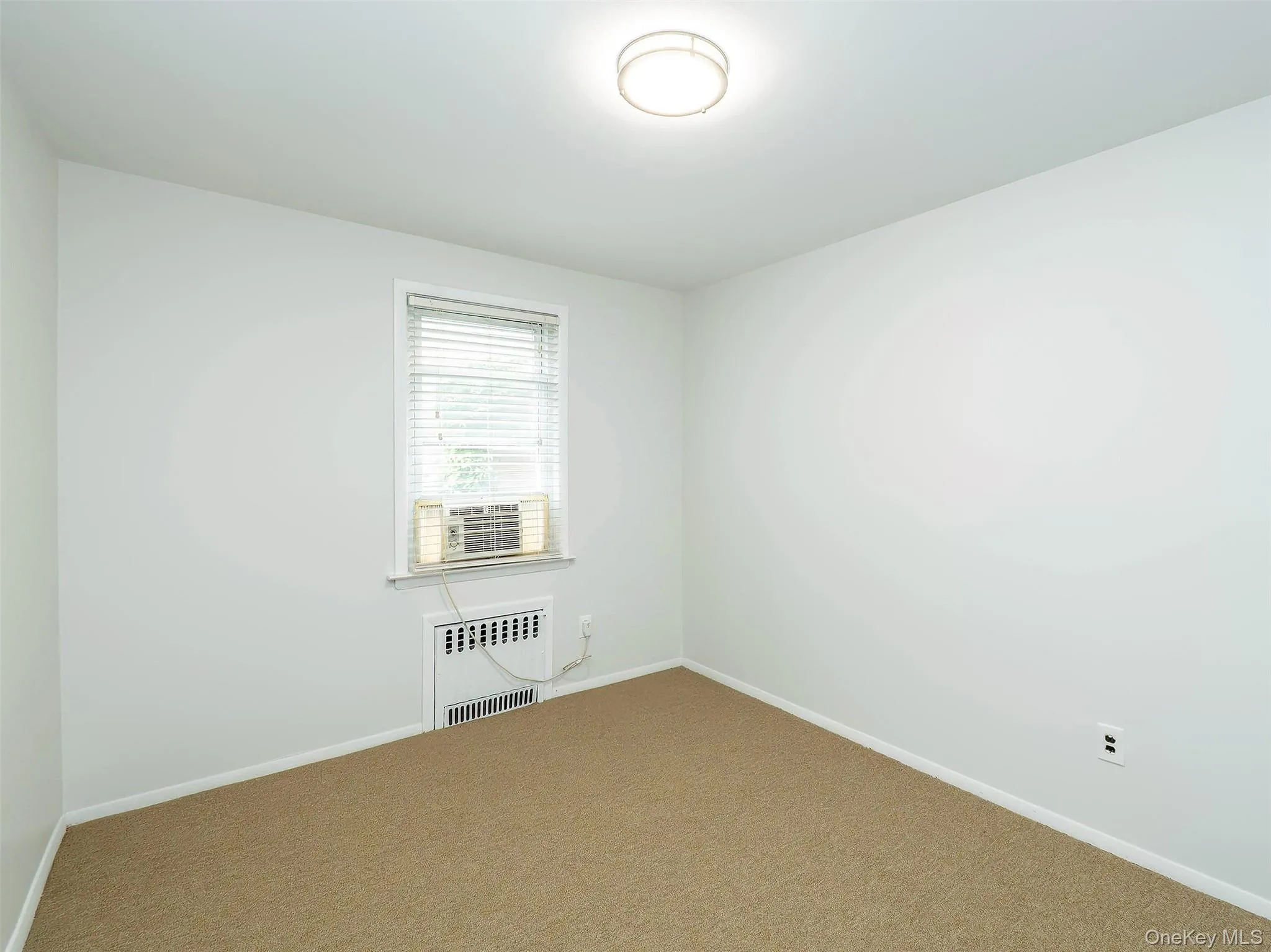 92 Elm Avenue, Glen Cove, NY, 3 Bedrooms Bedrooms, 5 Rooms Rooms,1 BathroomBathrooms,Residential Lease,For Rent,Elm,0,1032247 92 Elm Avenue, Glen Cove, NY, 3 Bedrooms Bedrooms, 5 Rooms Rooms,1 BathroomBathrooms,Residential Lease,For Rent,Elm,0,1032247
